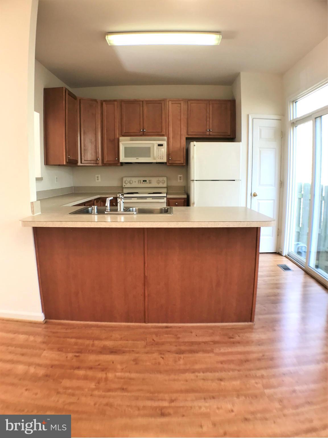 LAFAYETTE VILLAGE - Residential Lease