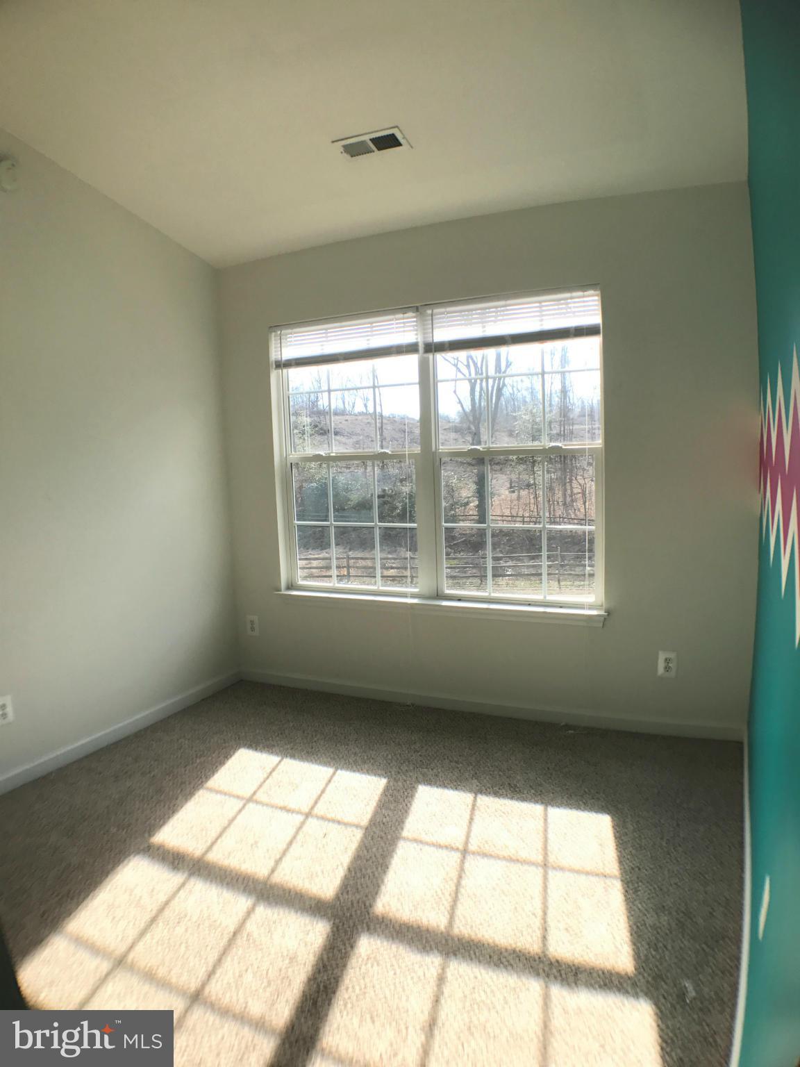 LAFAYETTE VILLAGE - Residential Lease