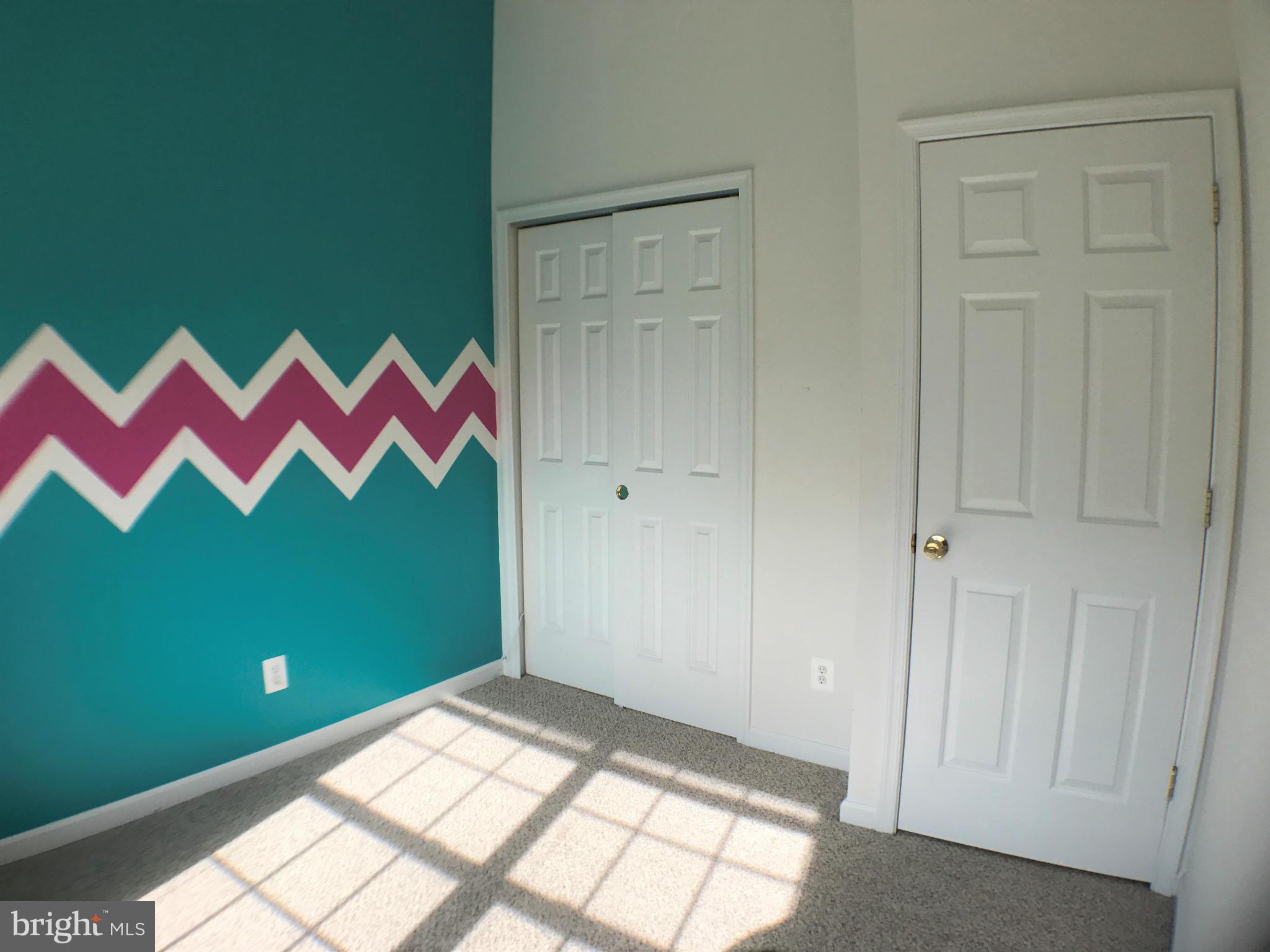 LAFAYETTE VILLAGE - Residential Lease