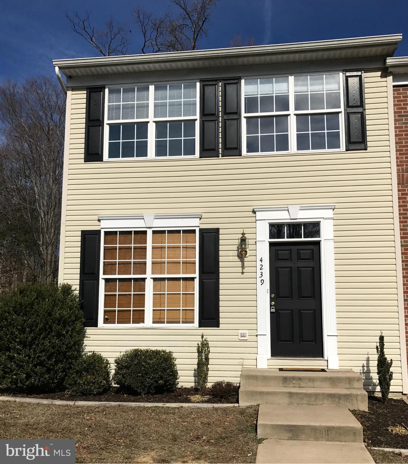 LAFAYETTE VILLAGE - Residential Lease