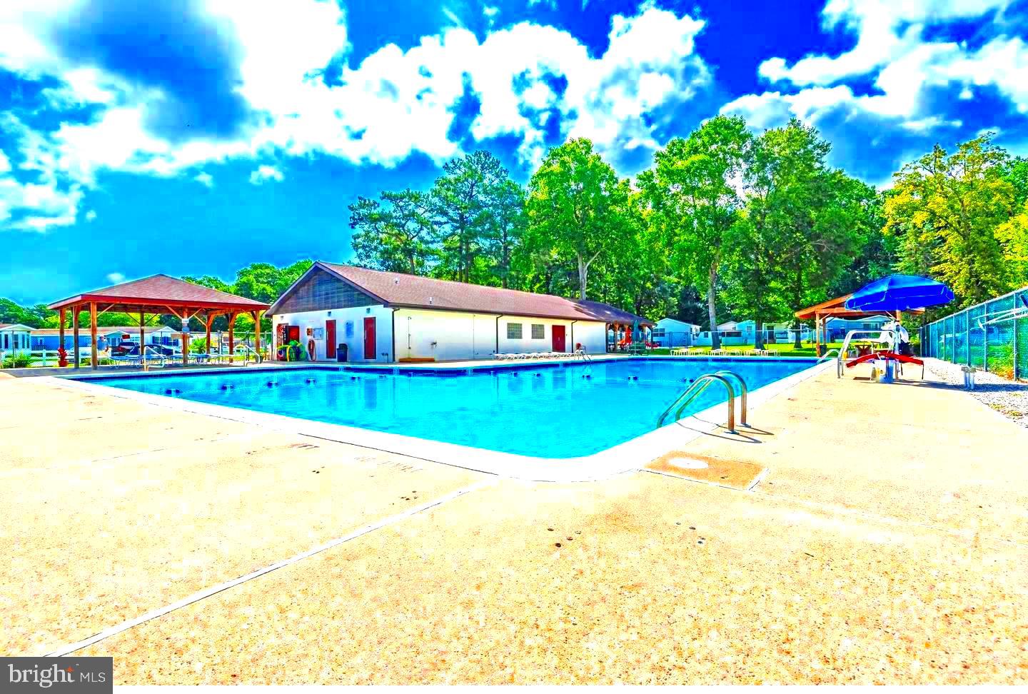 WHITE HORSE PARK I - Residential