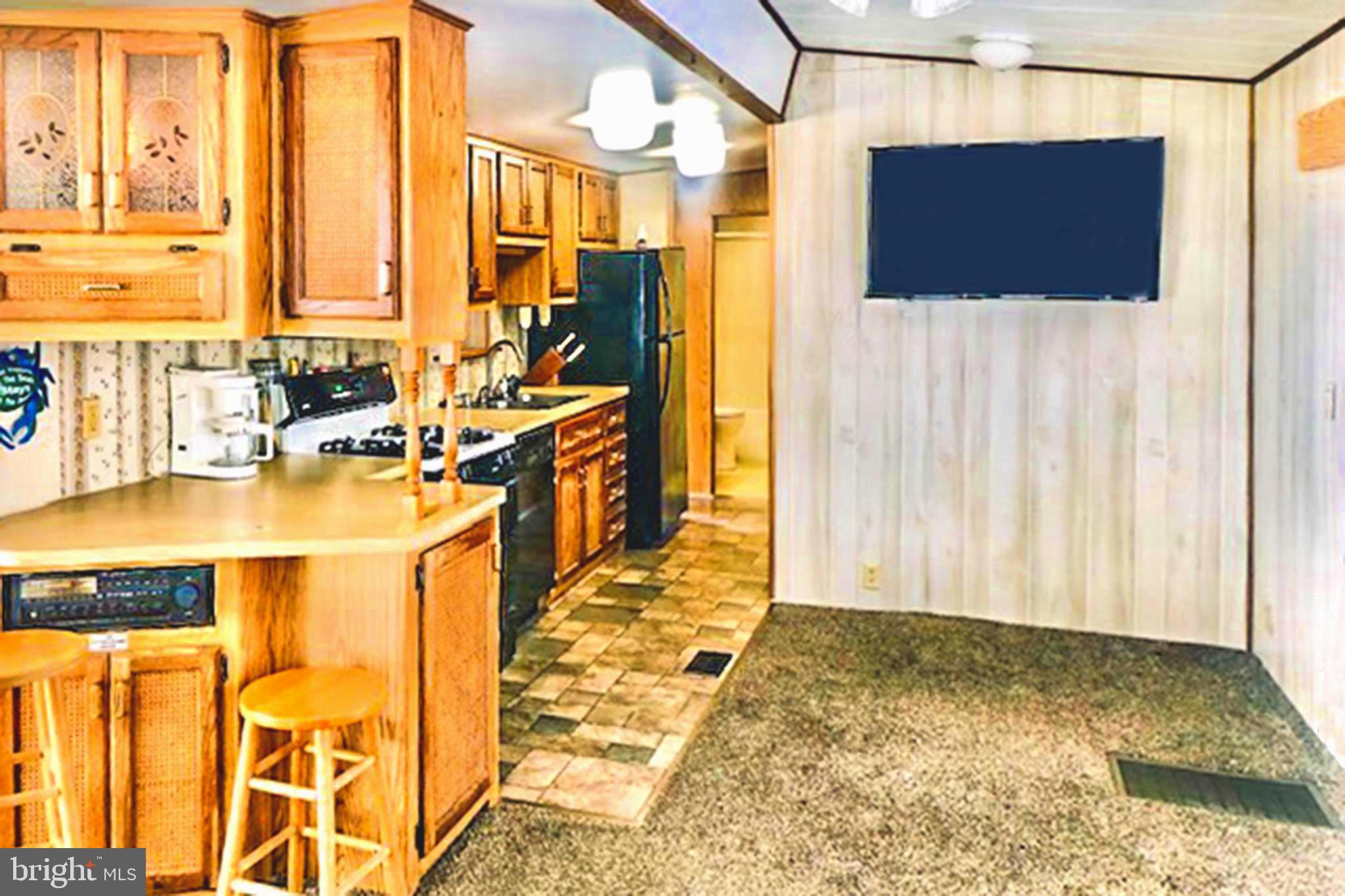 WHITE HORSE PARK I - Residential