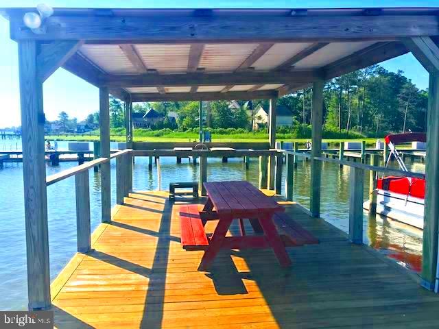 WHITE HORSE PARK I - Residential