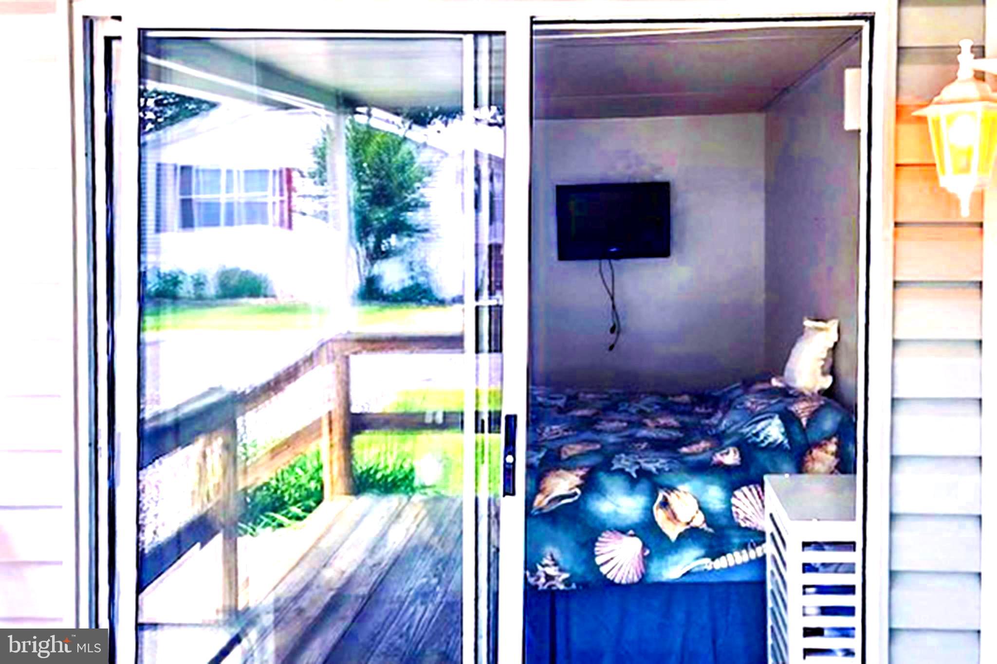 WHITE HORSE PARK I - Residential