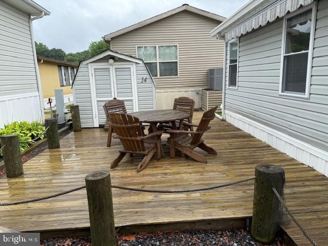 WHITE HORSE PARK I - Residential