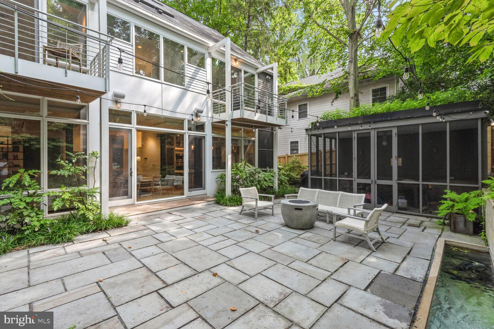 CHEVY CHASE - Residential