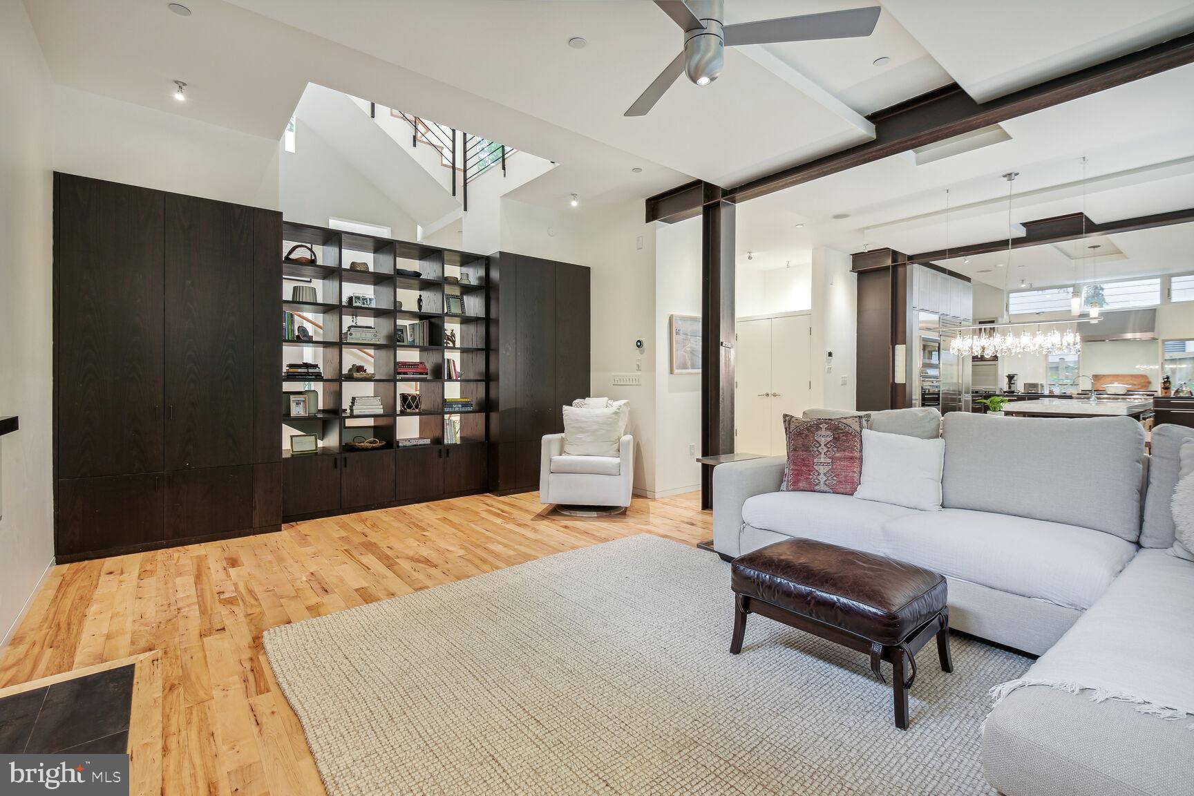 CHEVY CHASE - Residential