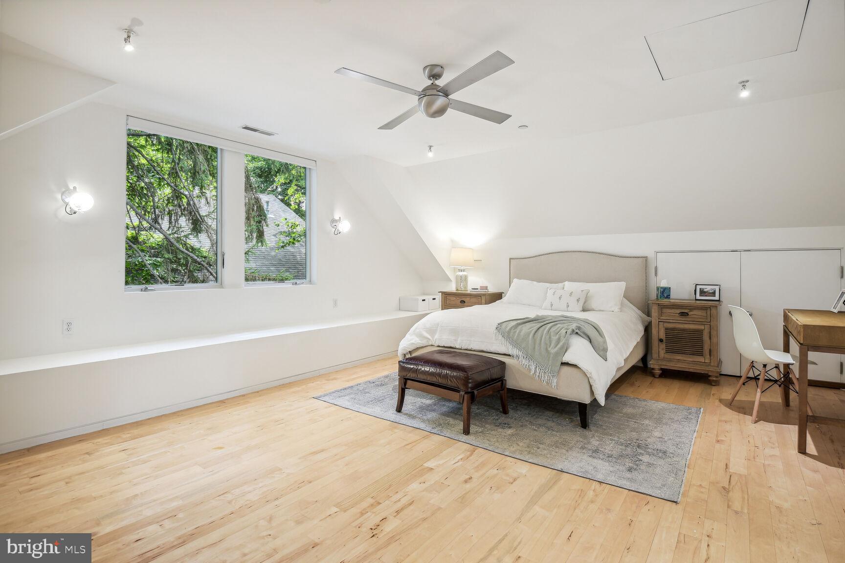 CHEVY CHASE - Residential