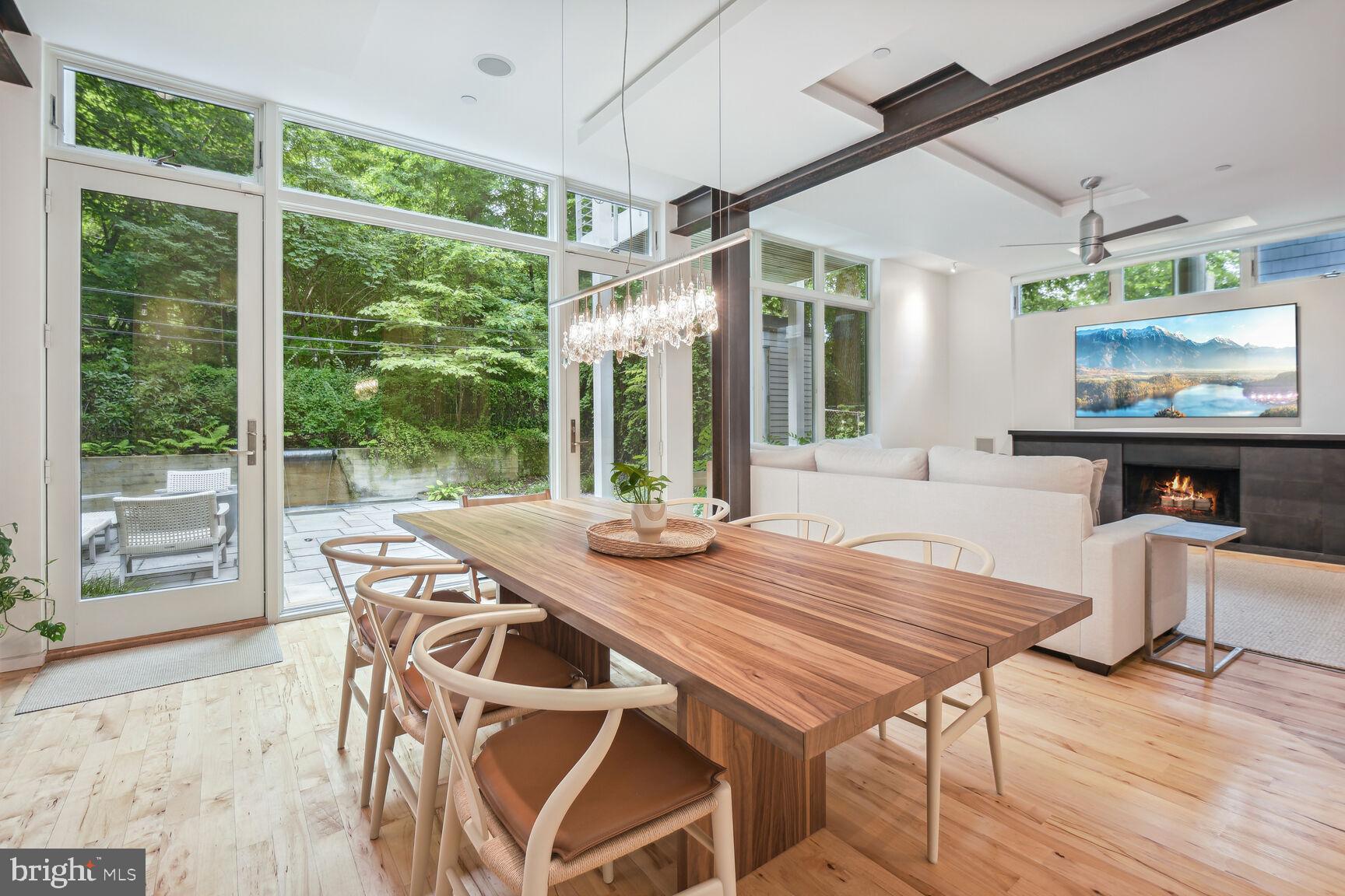 CHEVY CHASE - Residential