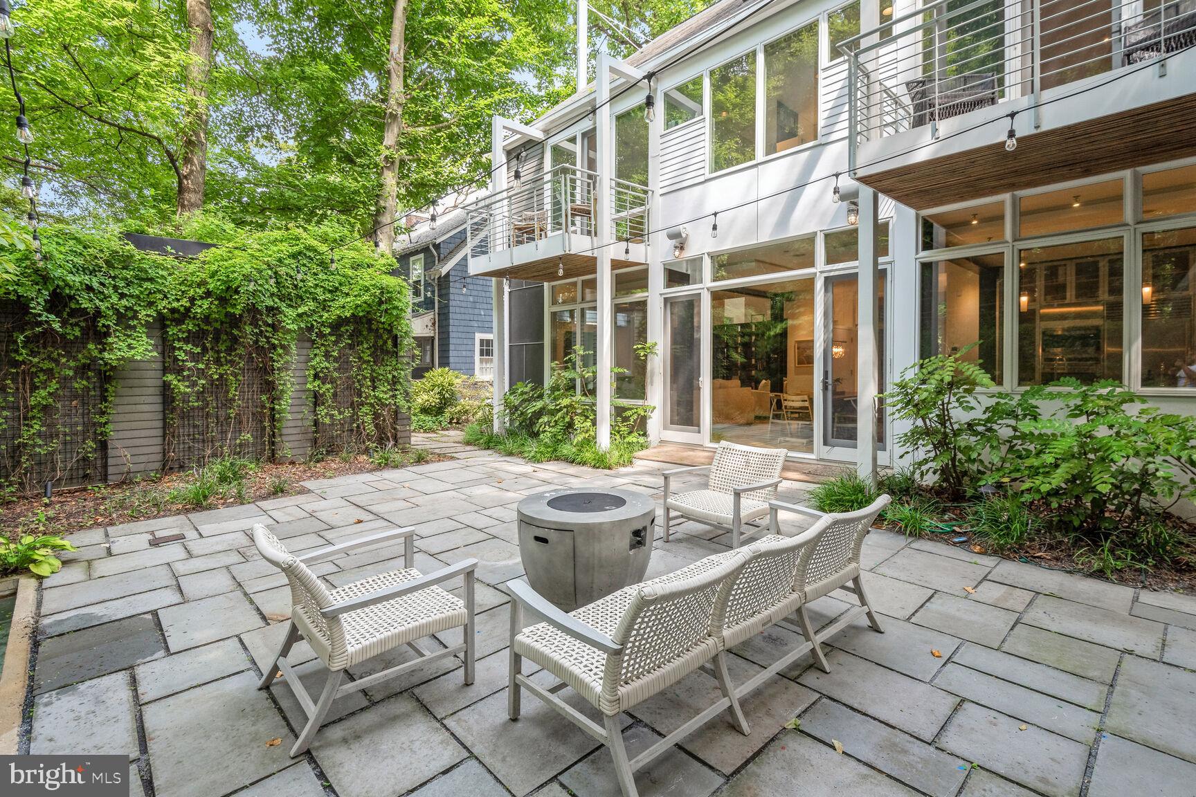 CHEVY CHASE - Residential