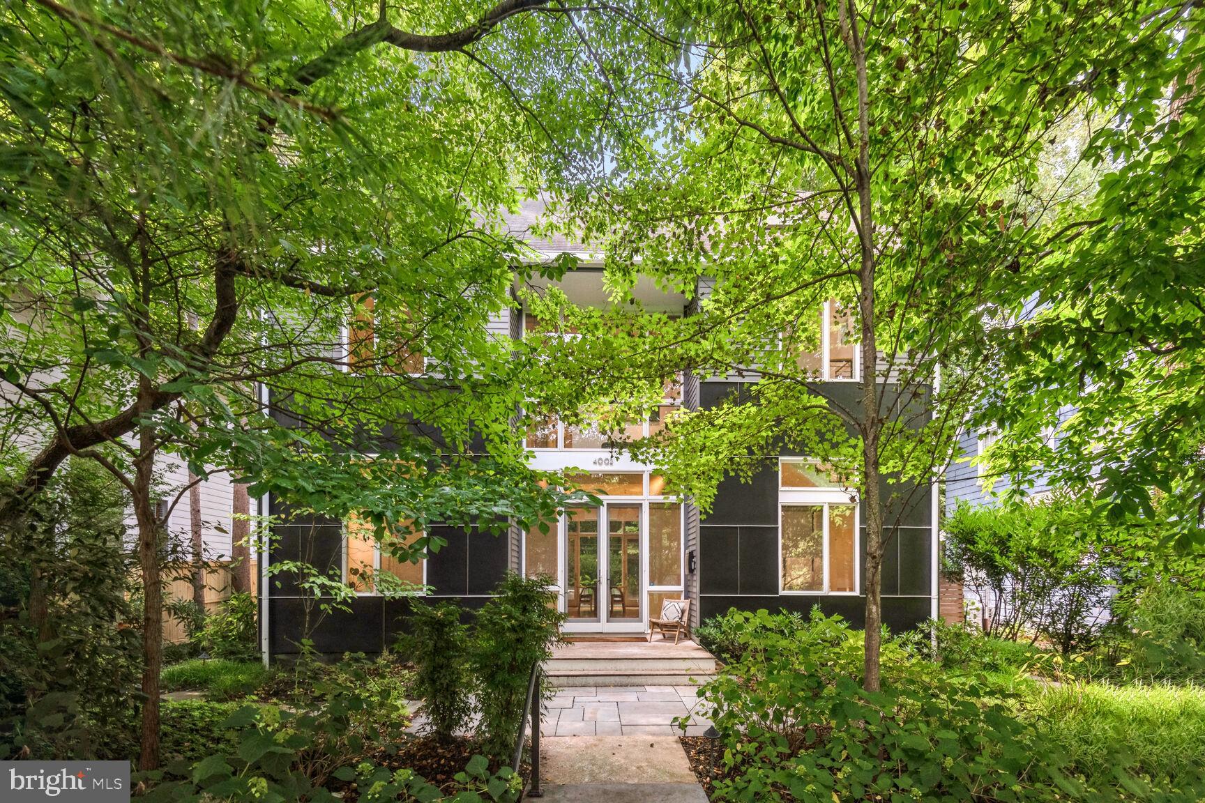 CHEVY CHASE - Residential