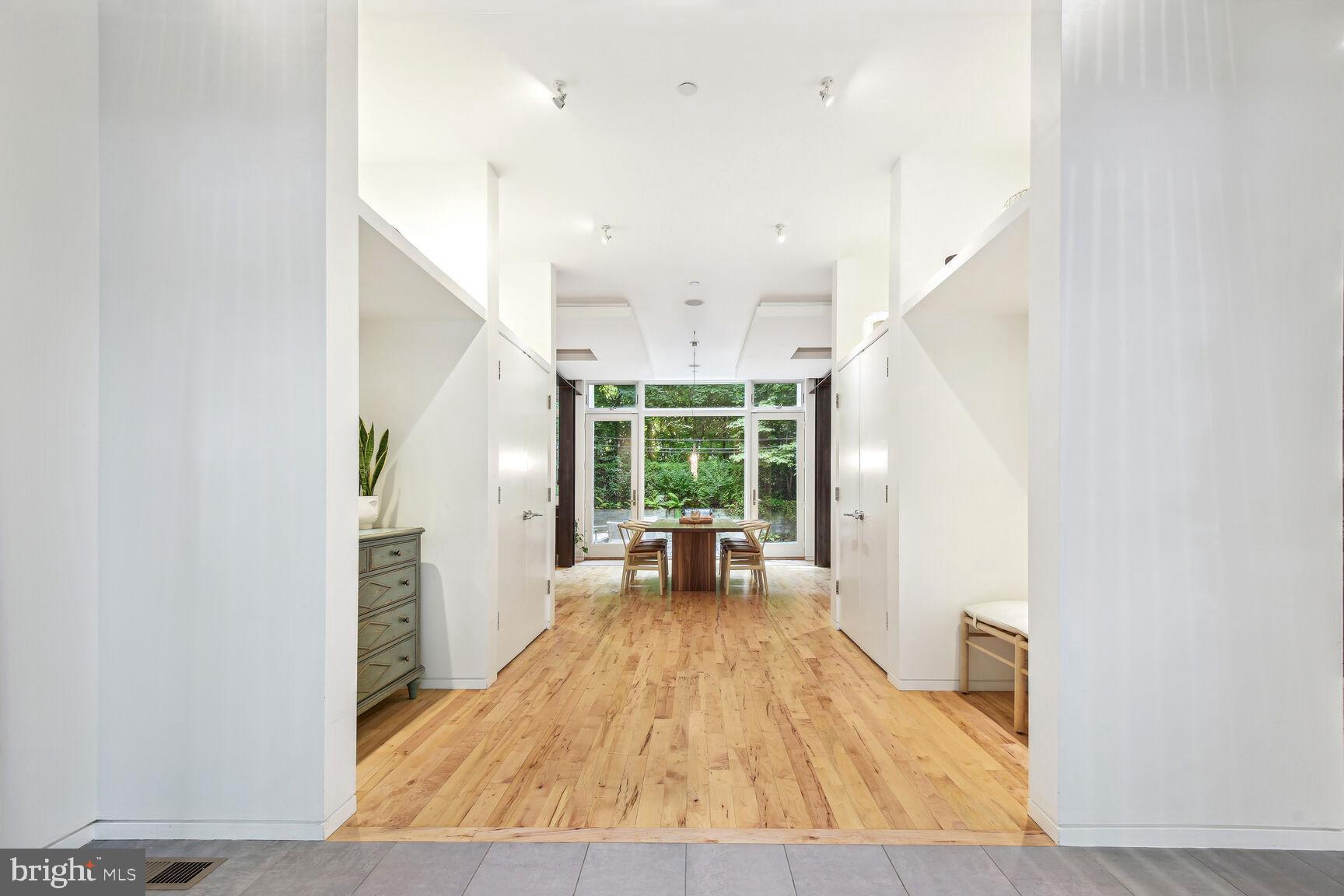 CHEVY CHASE - Residential