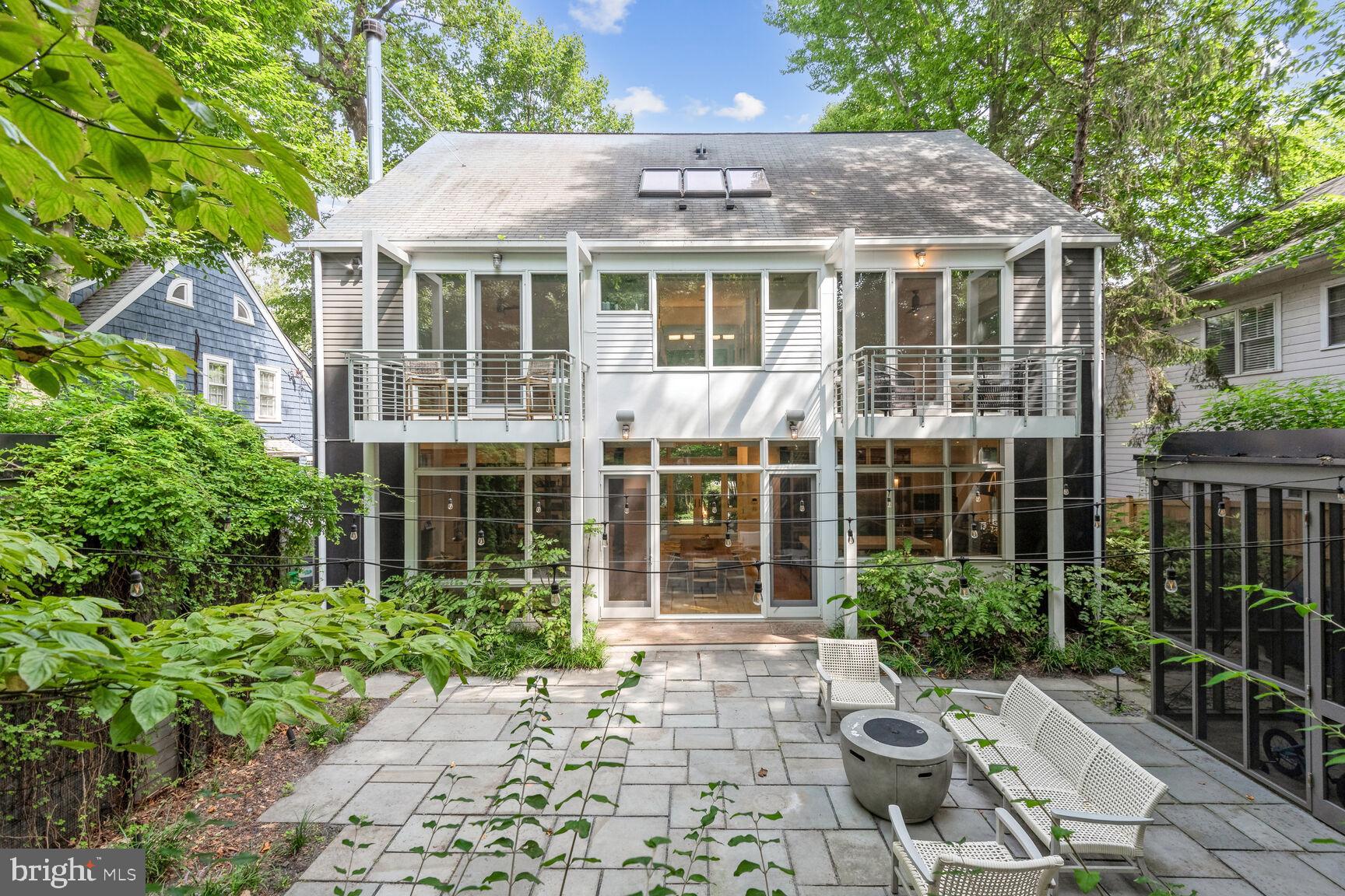 CHEVY CHASE - Residential