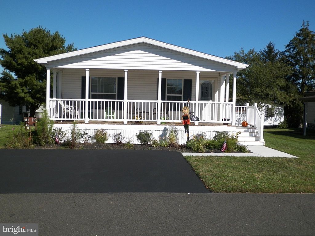 Photo of 635 Stream View Drive, NORTH WALES, PA 19454 (MLS # PAMC2153150)