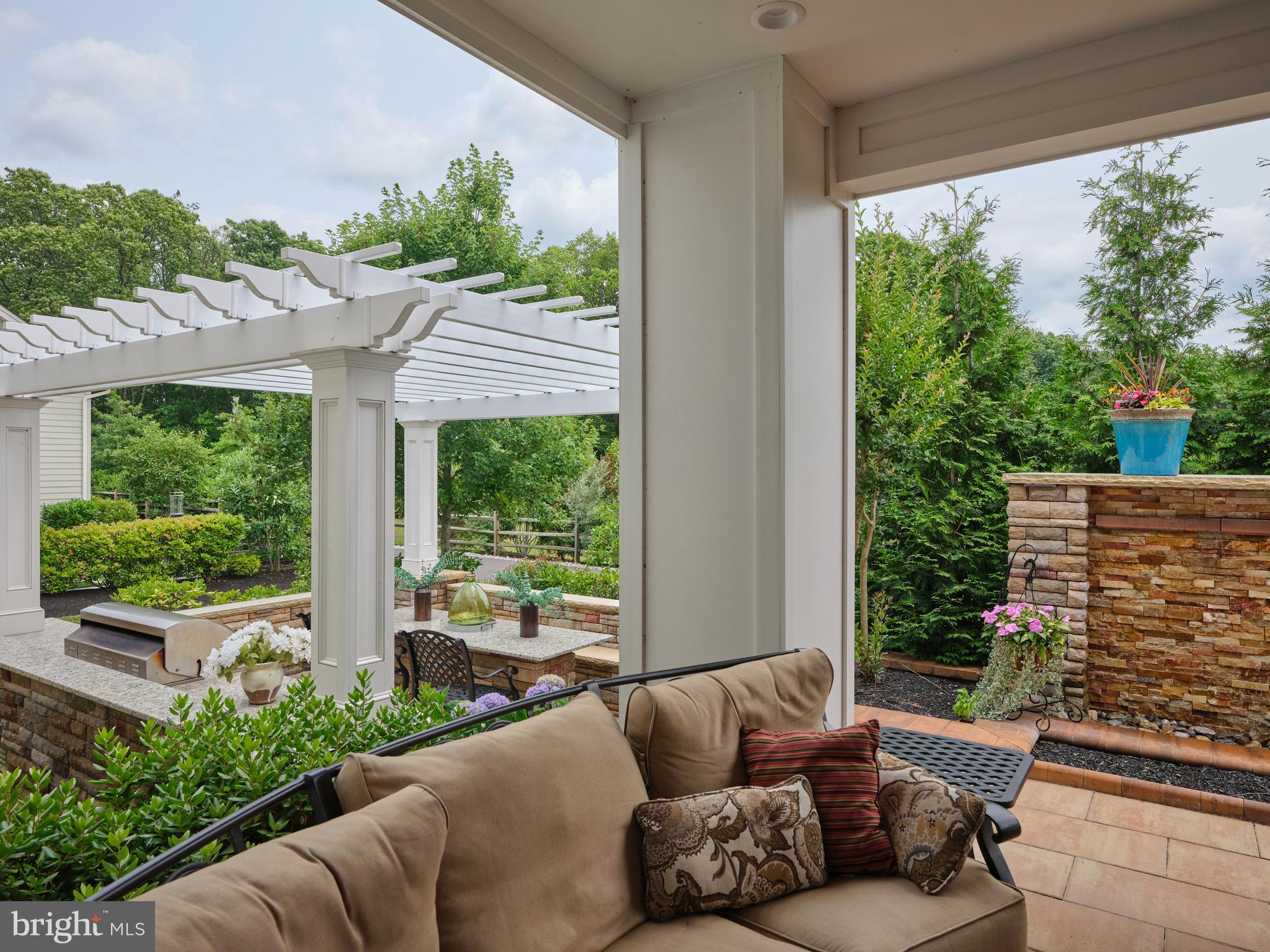 FENTONS CORNER - Residential