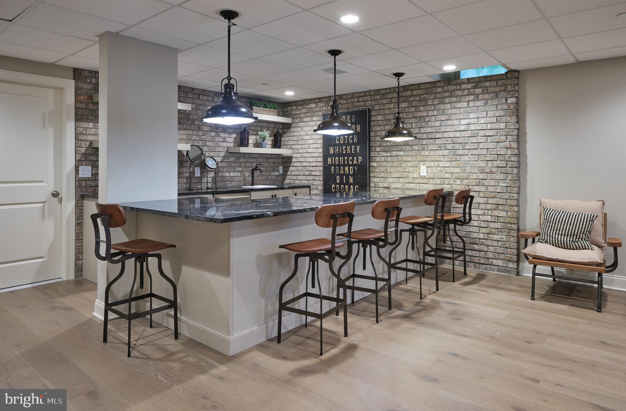 FENTONS CORNER - Residential