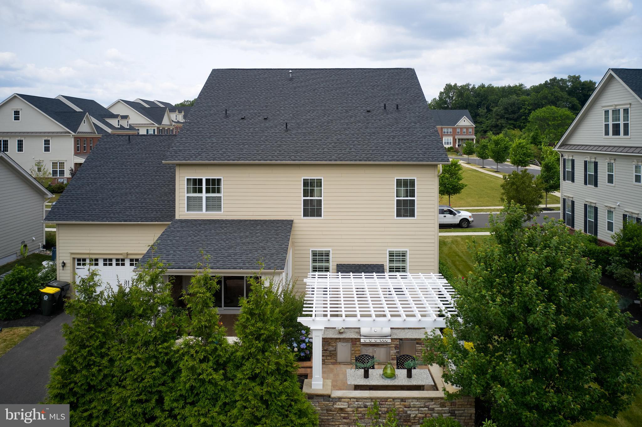 FENTONS CORNER - Residential