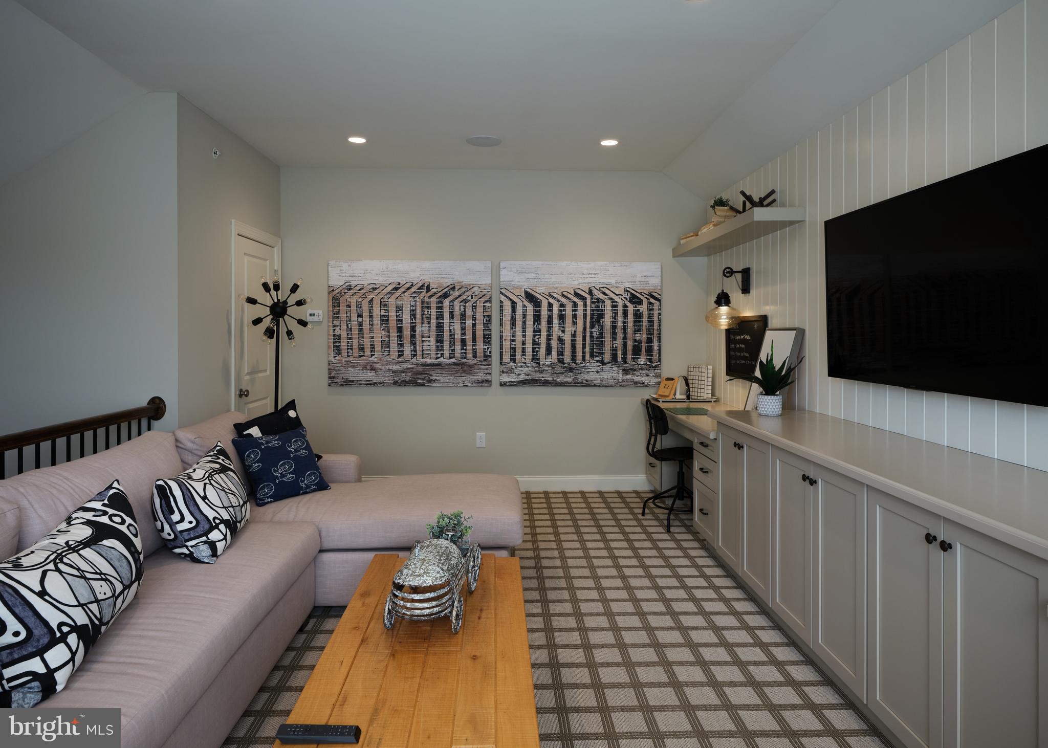 FENTONS CORNER - Residential