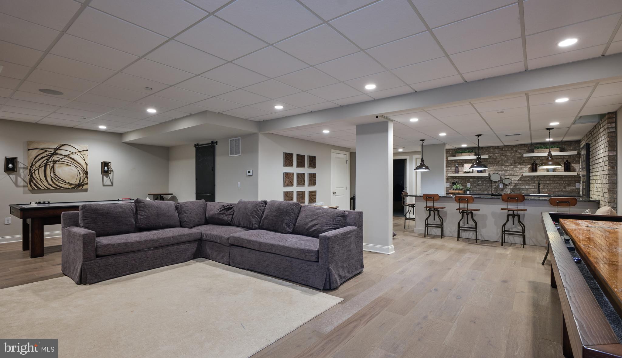 FENTONS CORNER - Residential