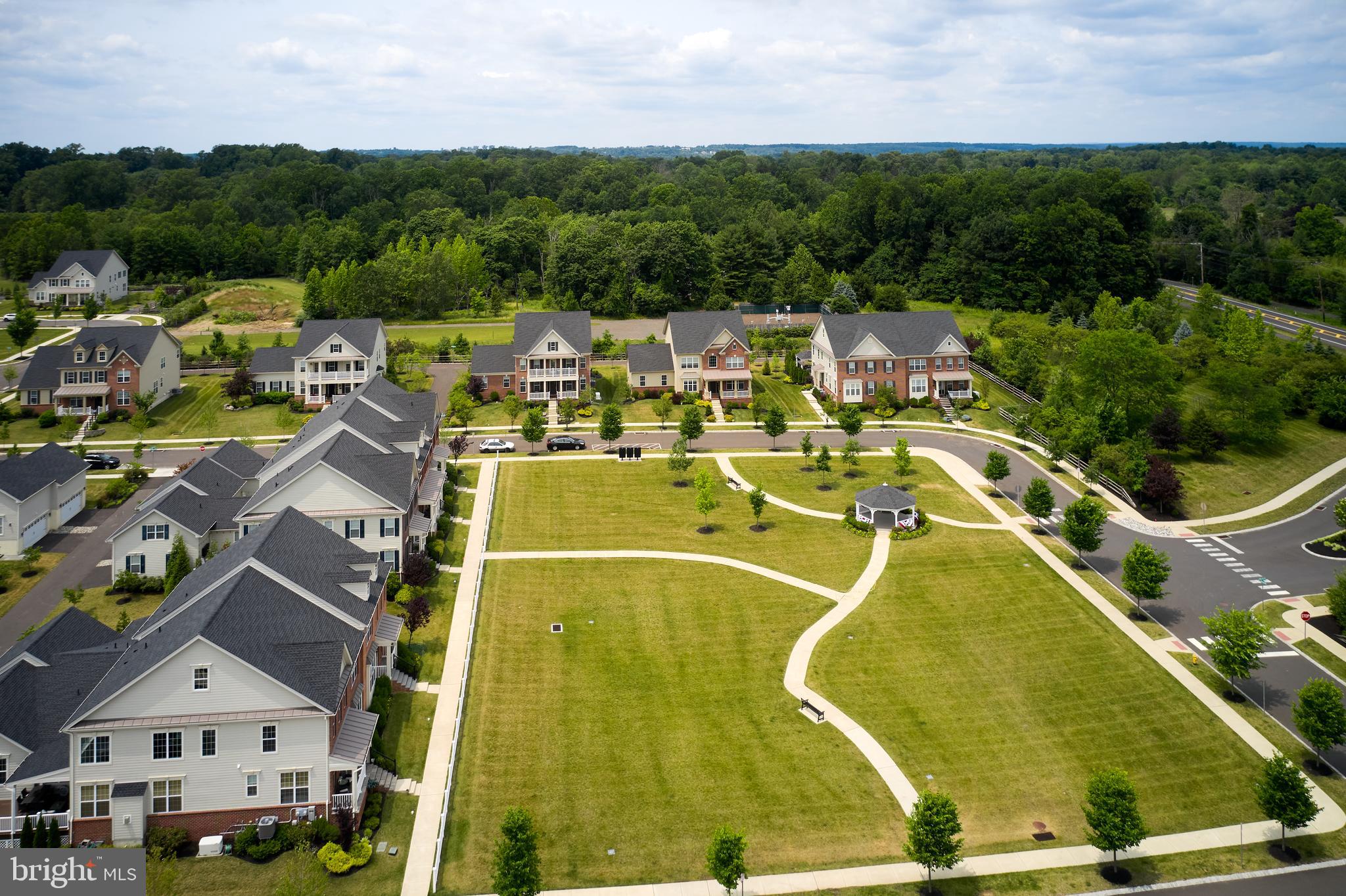FENTONS CORNER - Residential