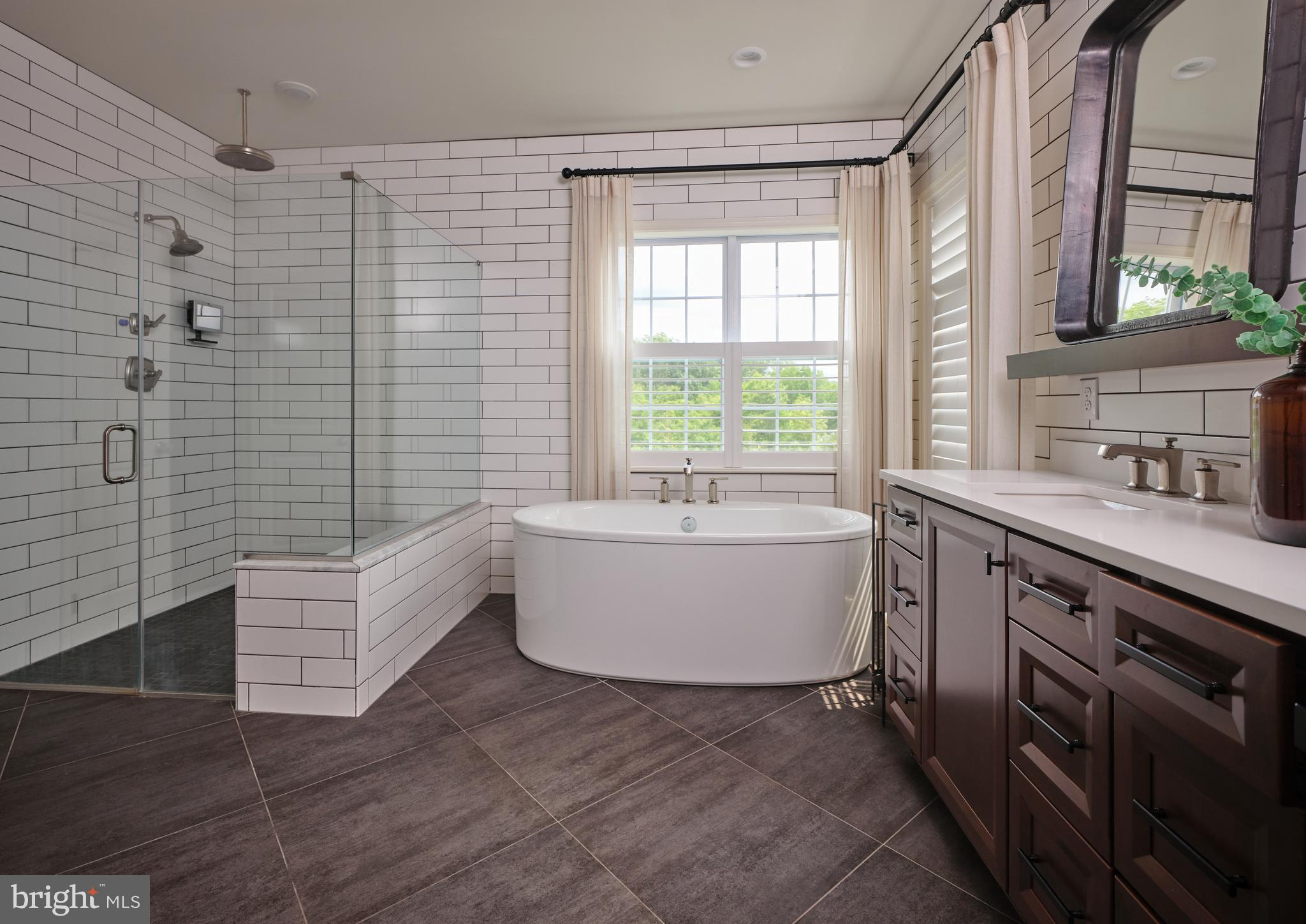 FENTONS CORNER - Residential