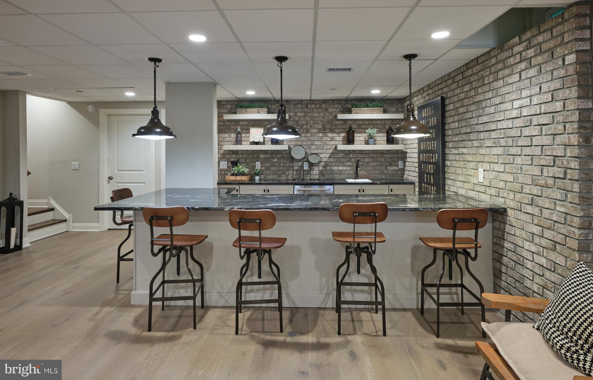 FENTONS CORNER - Residential