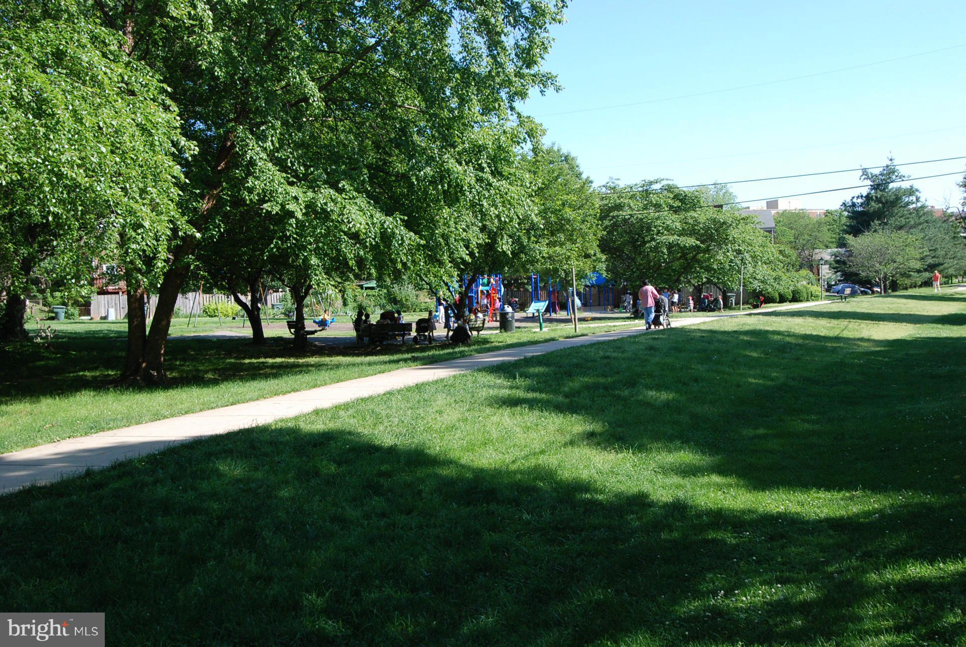 BURGES SQUARE - Residential Lease