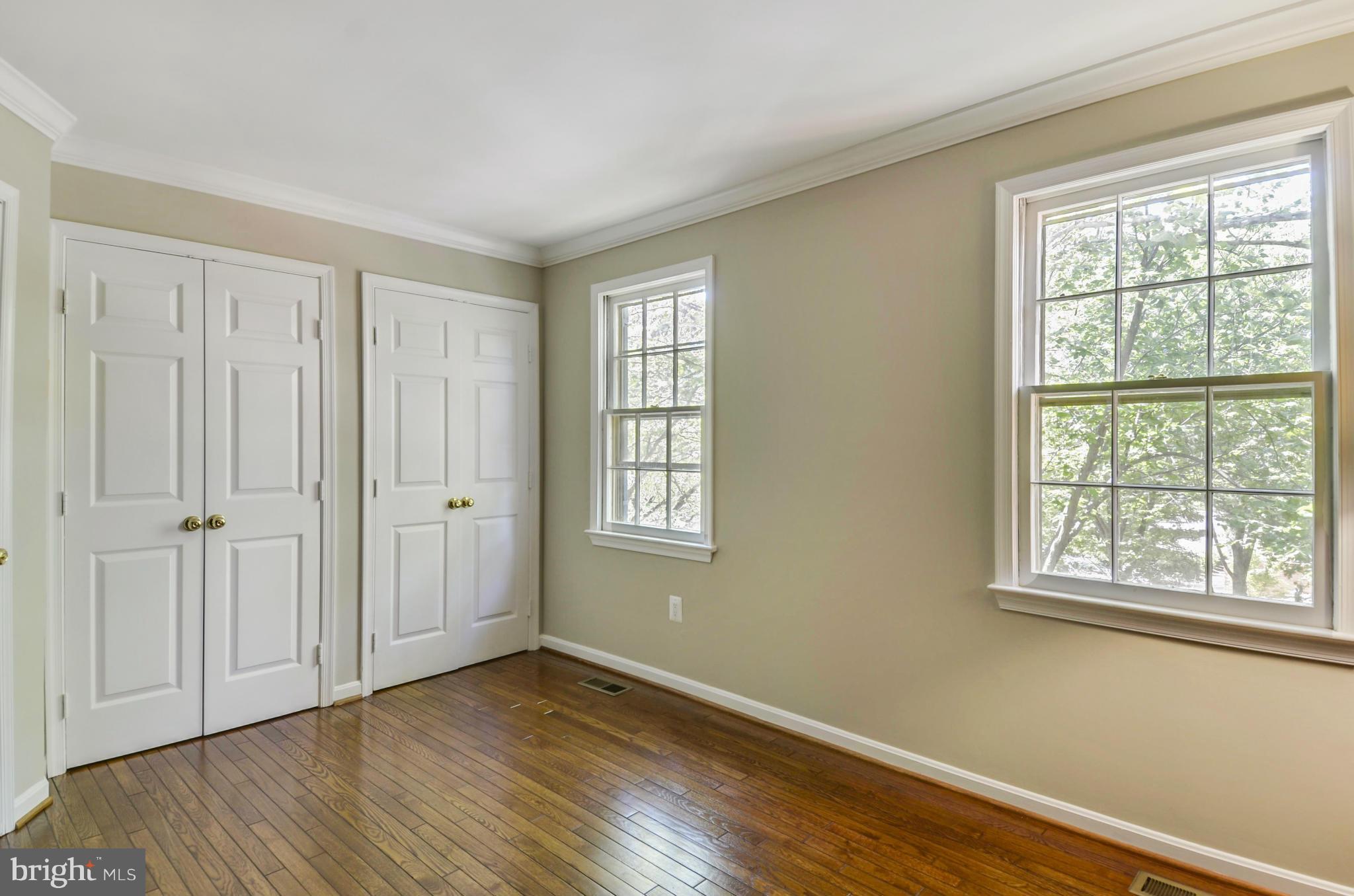 BURGES SQUARE - Residential Lease