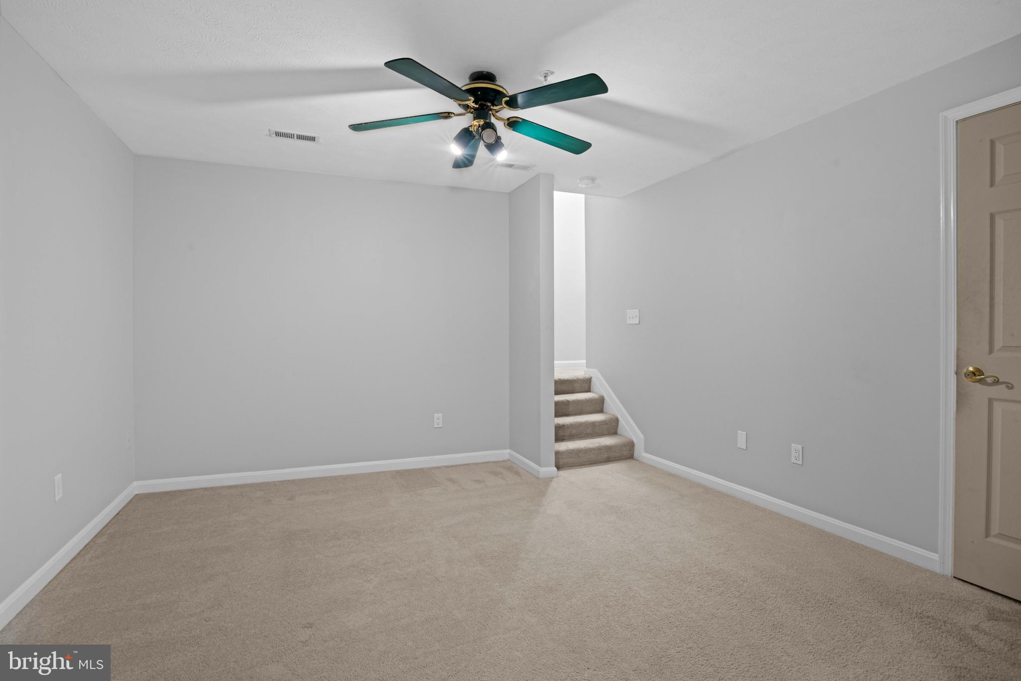 HICKORY HILLS - Residential