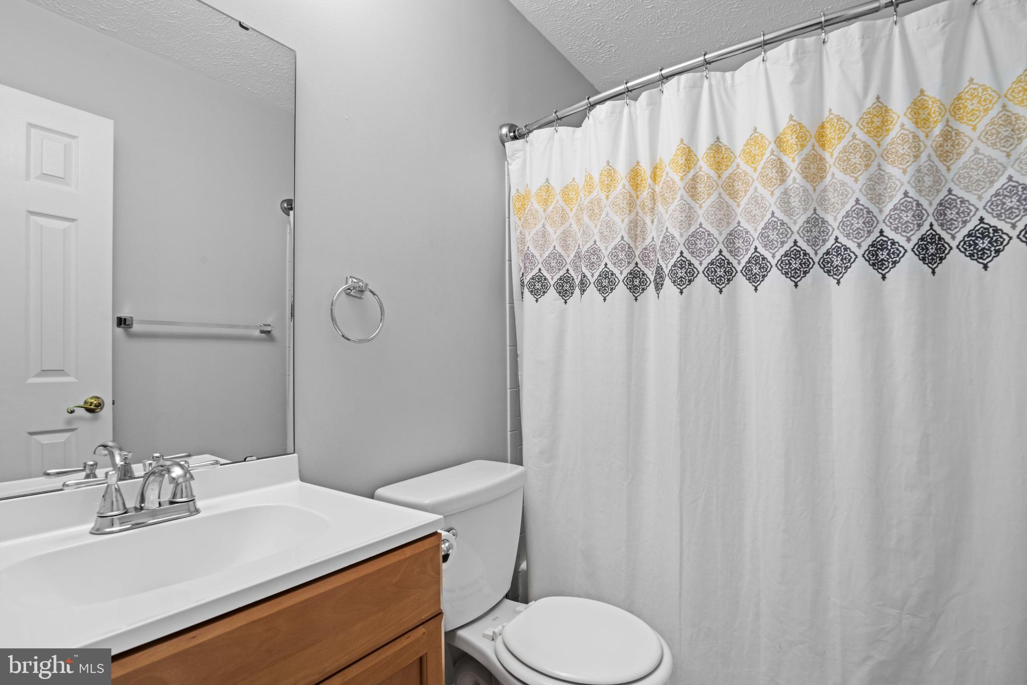 HICKORY HILLS - Residential