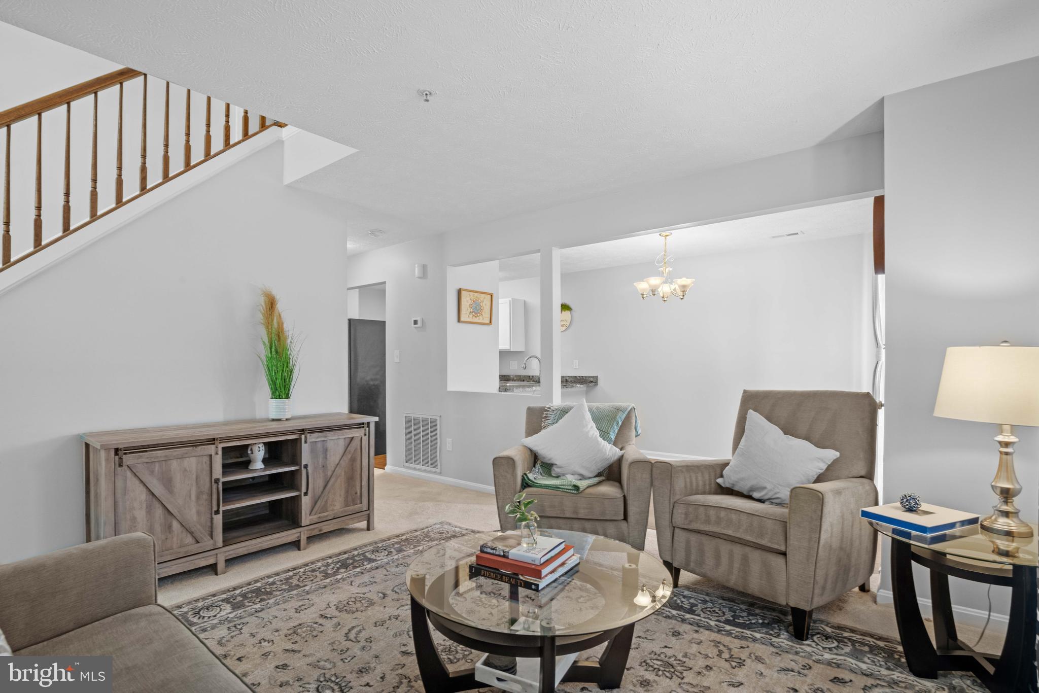 HICKORY HILLS - Residential