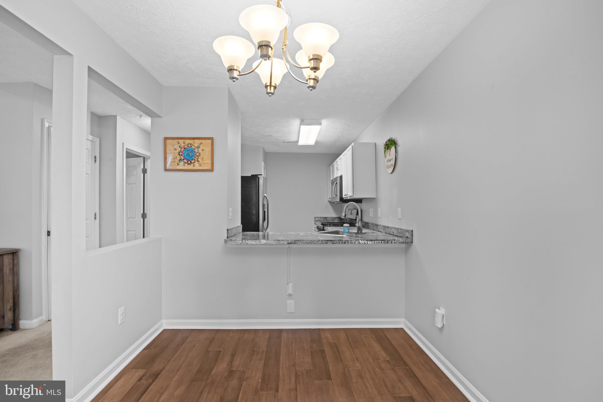 HICKORY HILLS - Residential