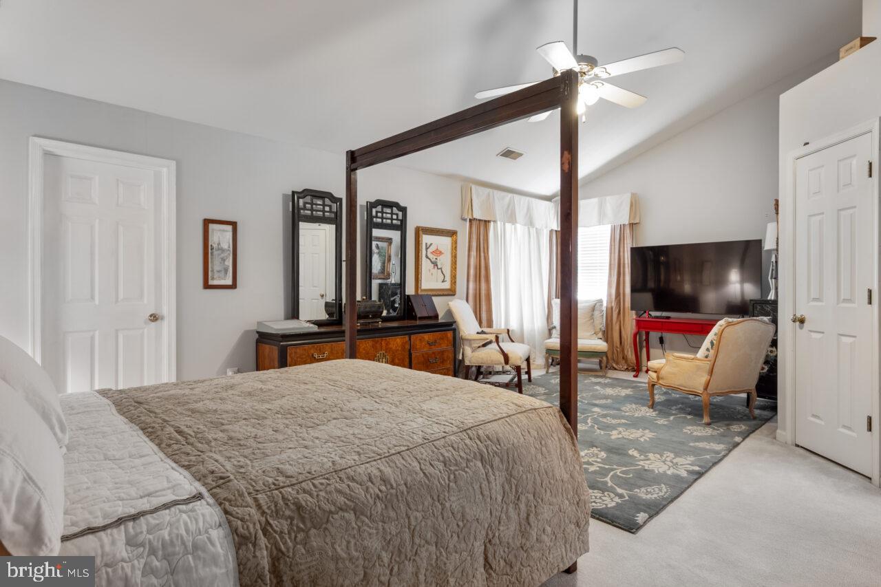 KINGSTOWNE - Residential