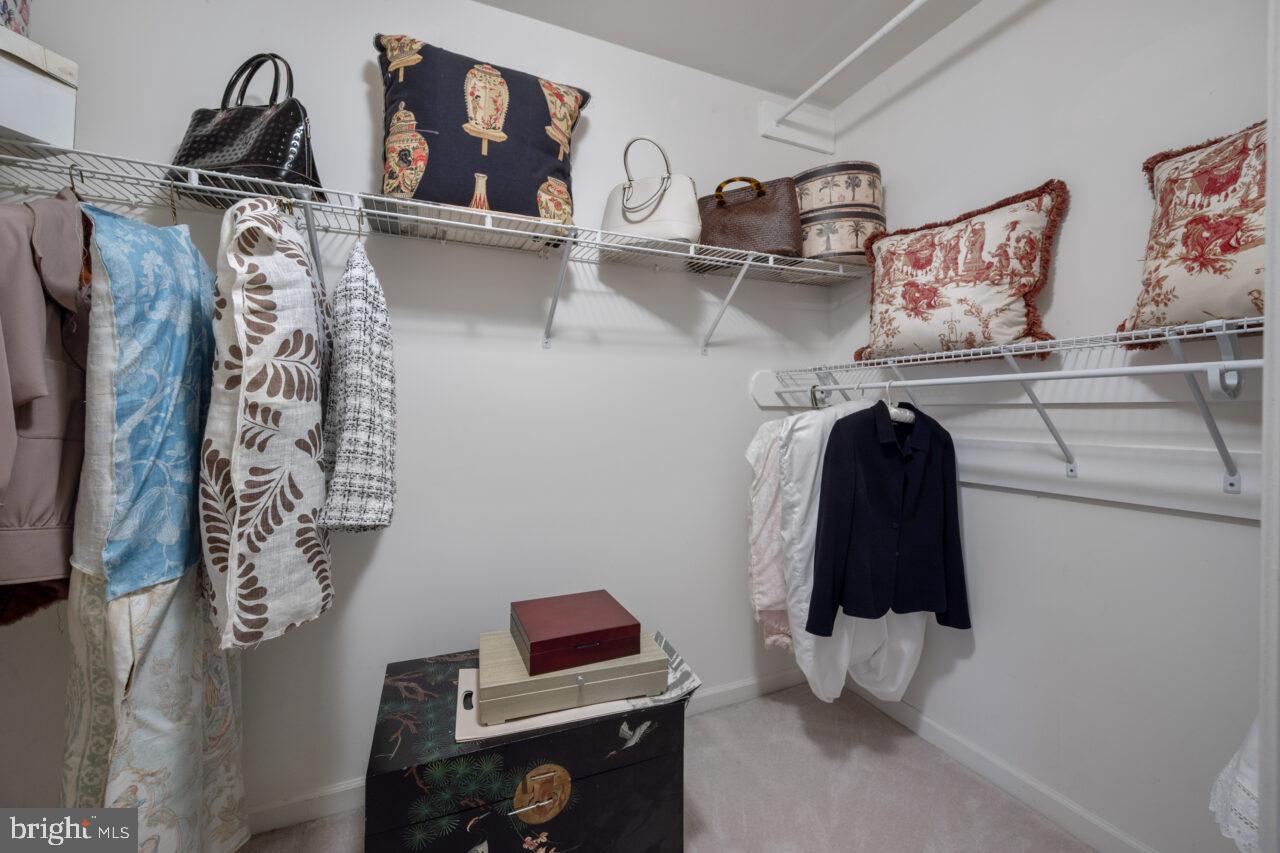 KINGSTOWNE - Residential