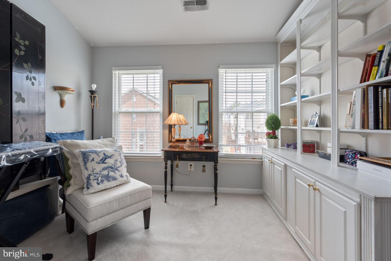 KINGSTOWNE - Residential