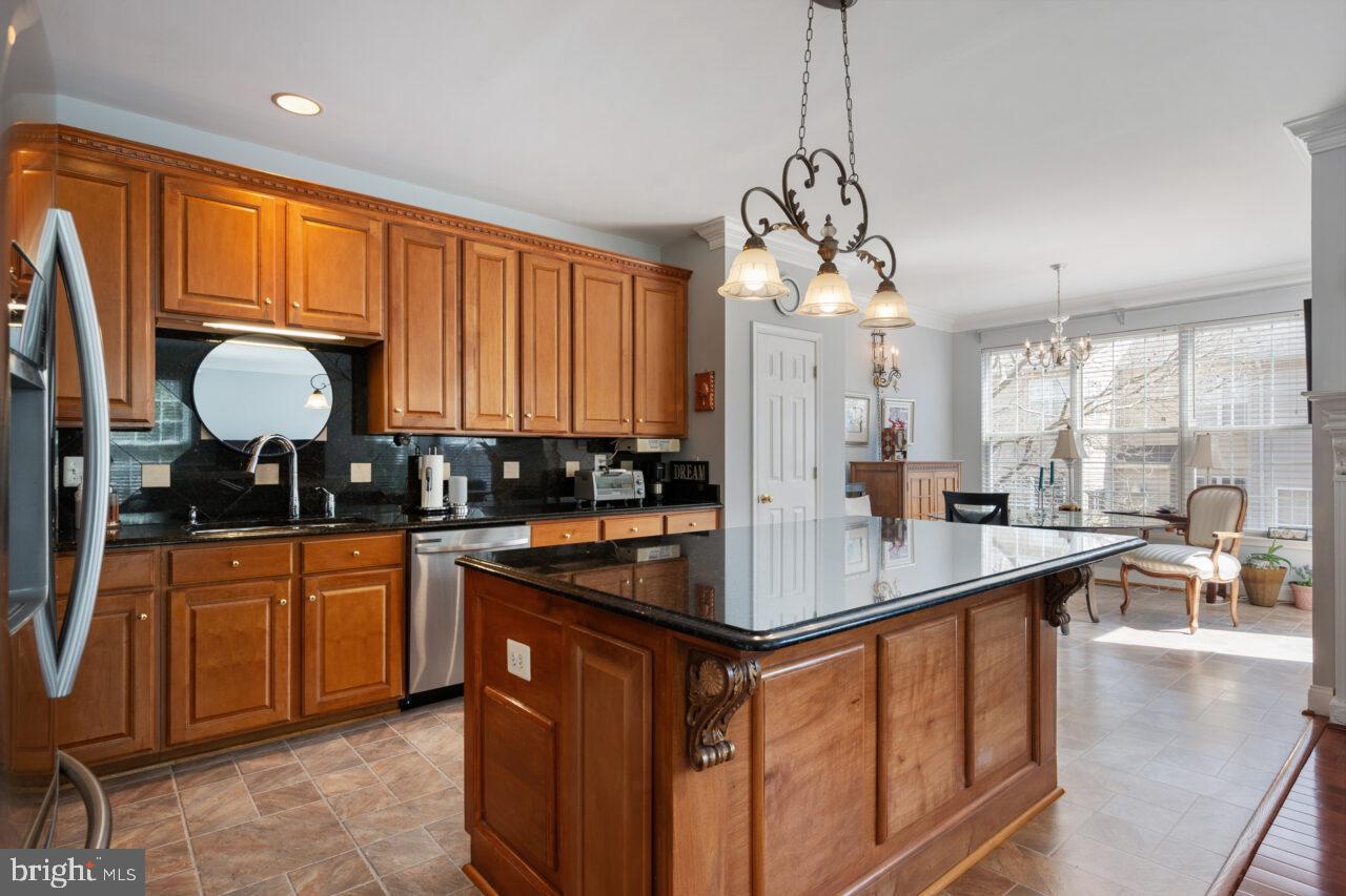 KINGSTOWNE - Residential