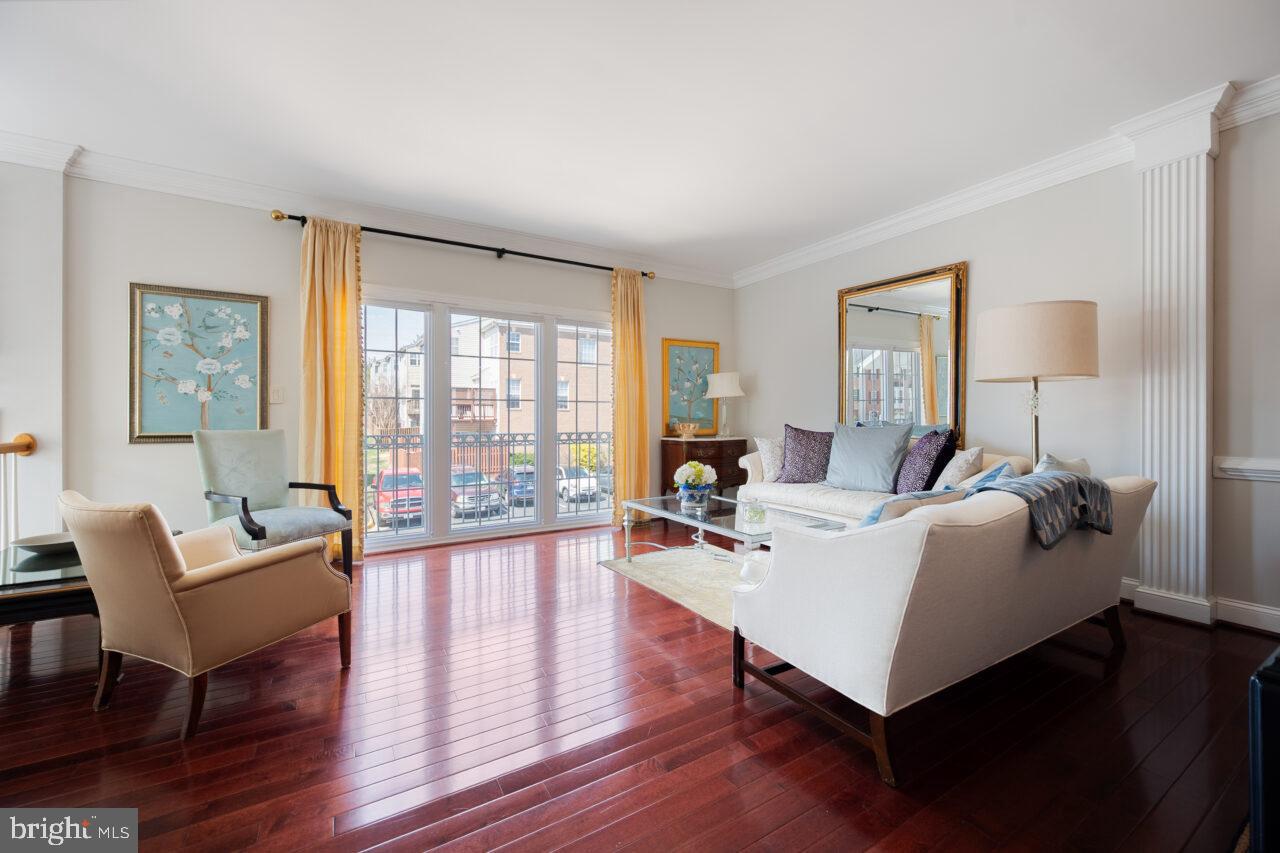 KINGSTOWNE - Residential