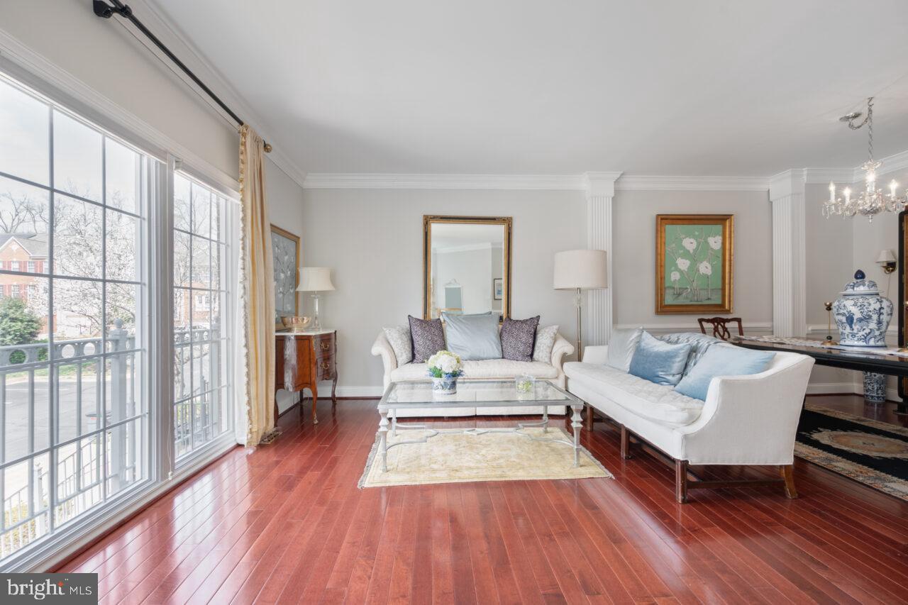 KINGSTOWNE - Residential