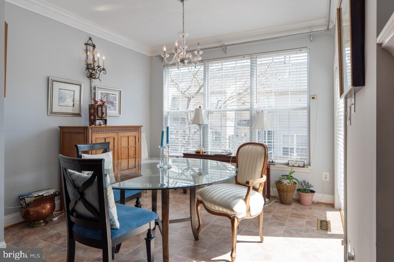 KINGSTOWNE - Residential