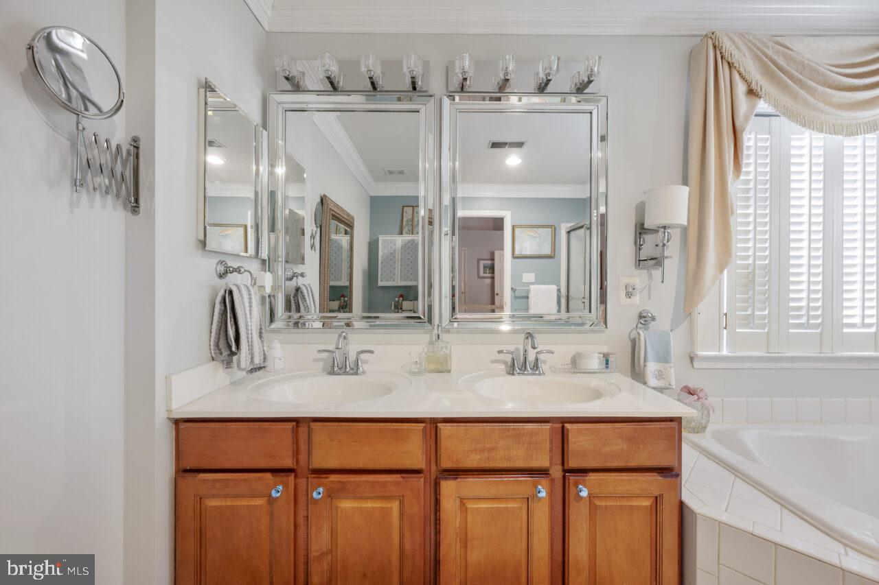 KINGSTOWNE - Residential