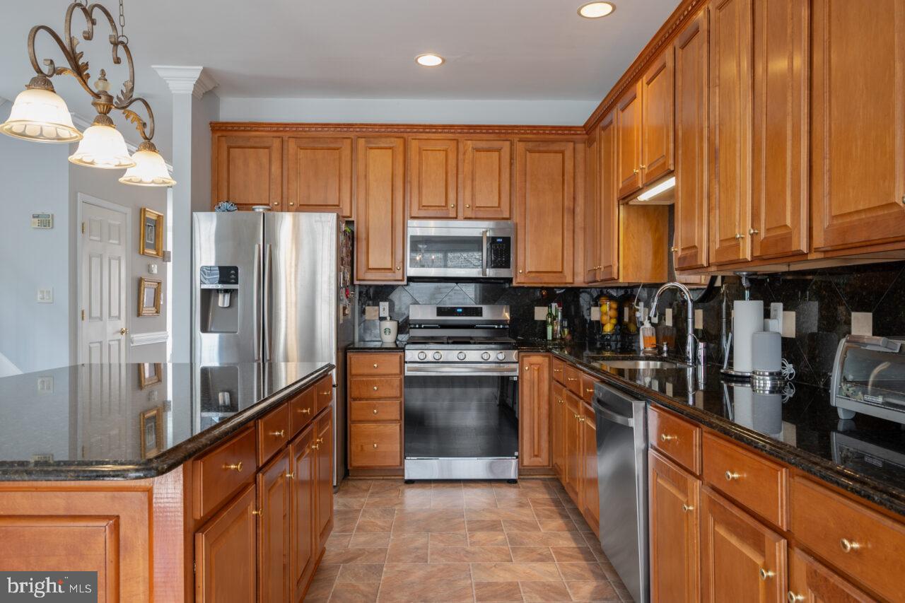 KINGSTOWNE - Residential