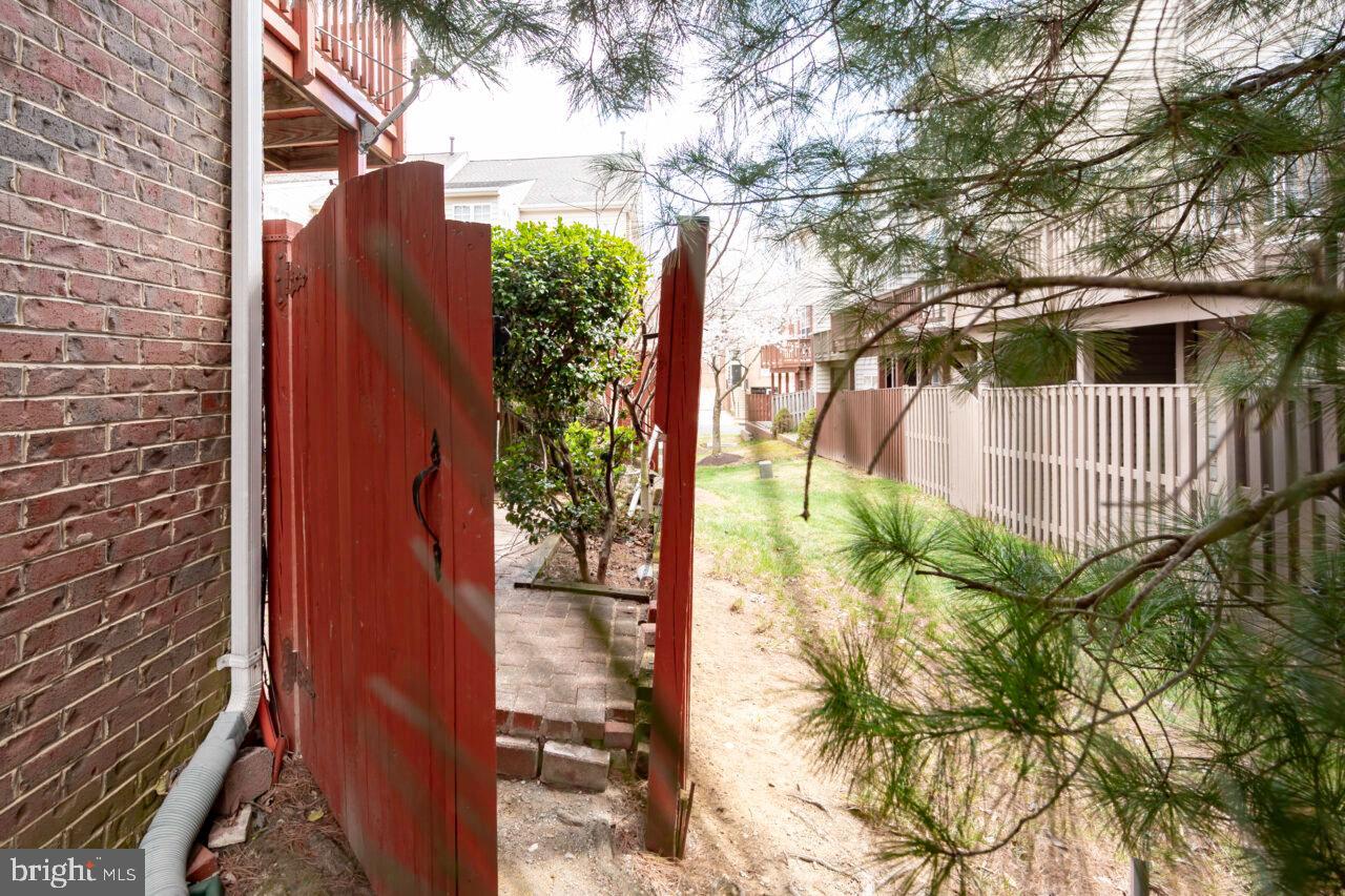 KINGSTOWNE - Residential