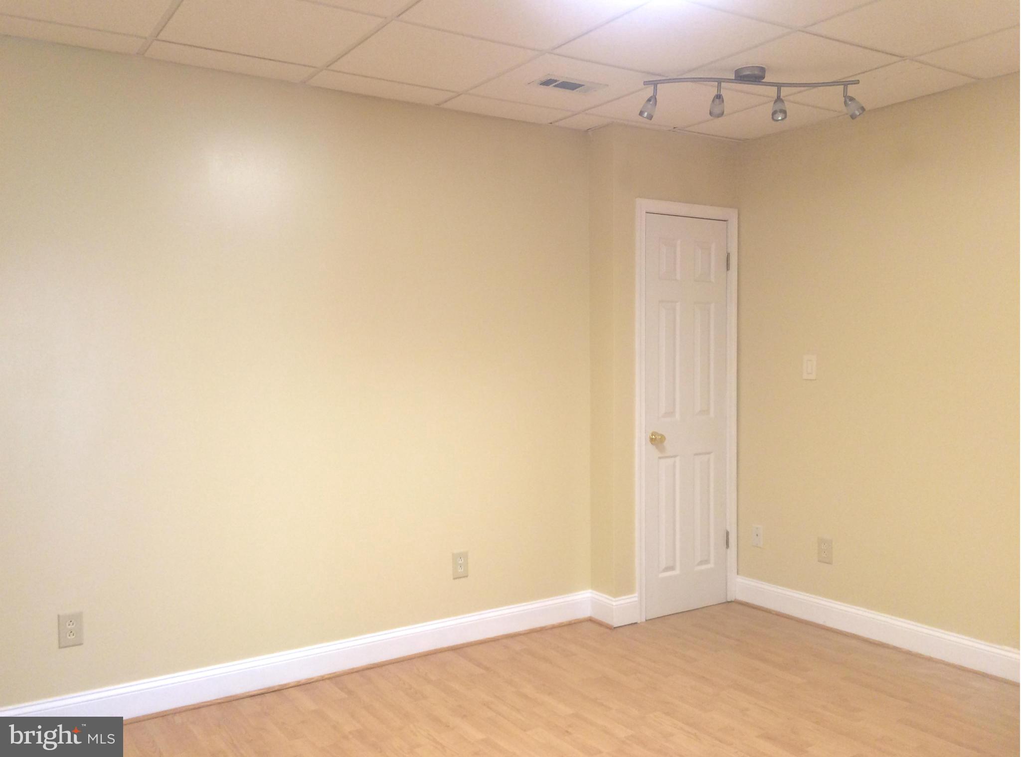 WOODBRIDGE CENTER - Residential