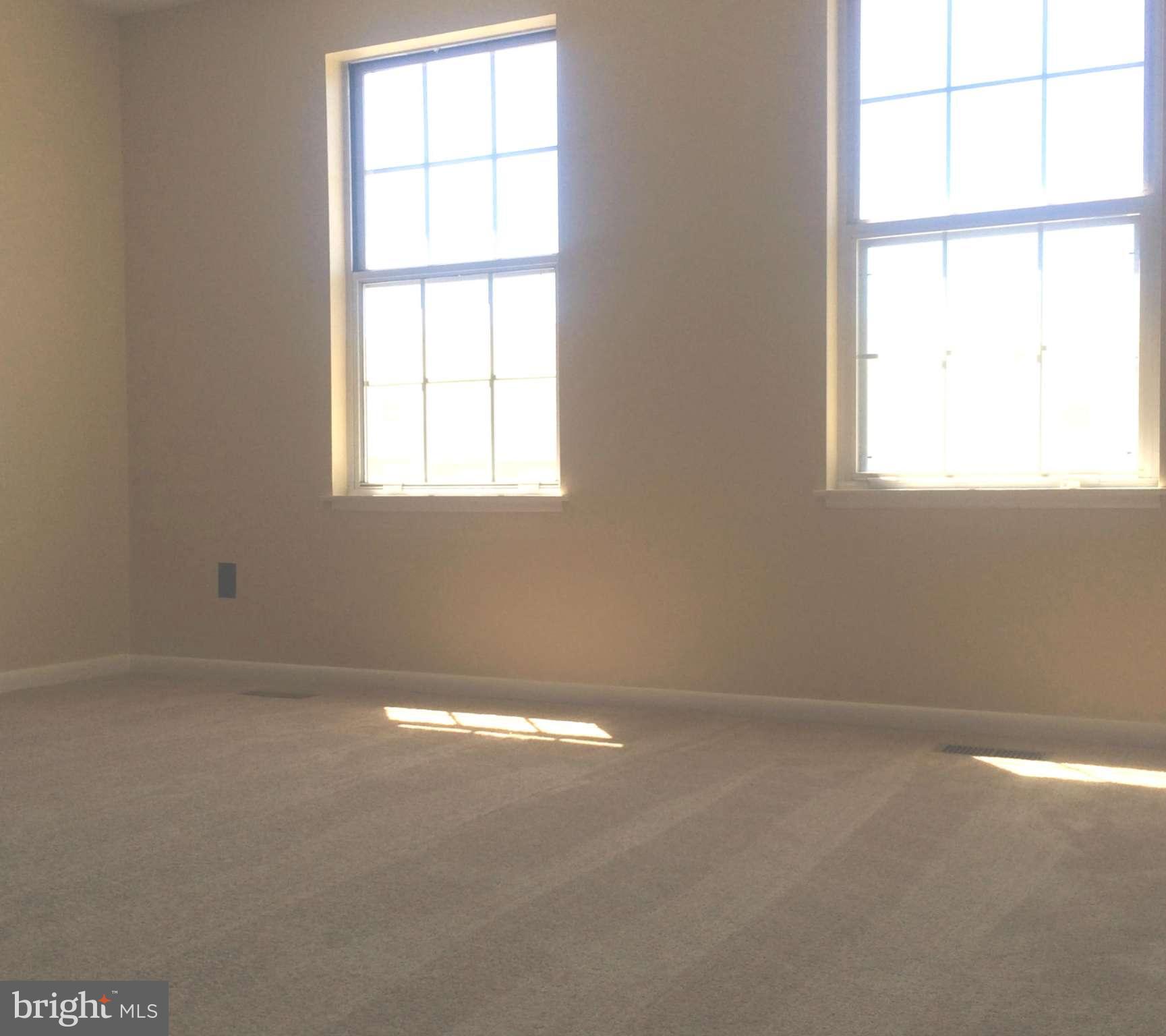 WOODBRIDGE CENTER - Residential