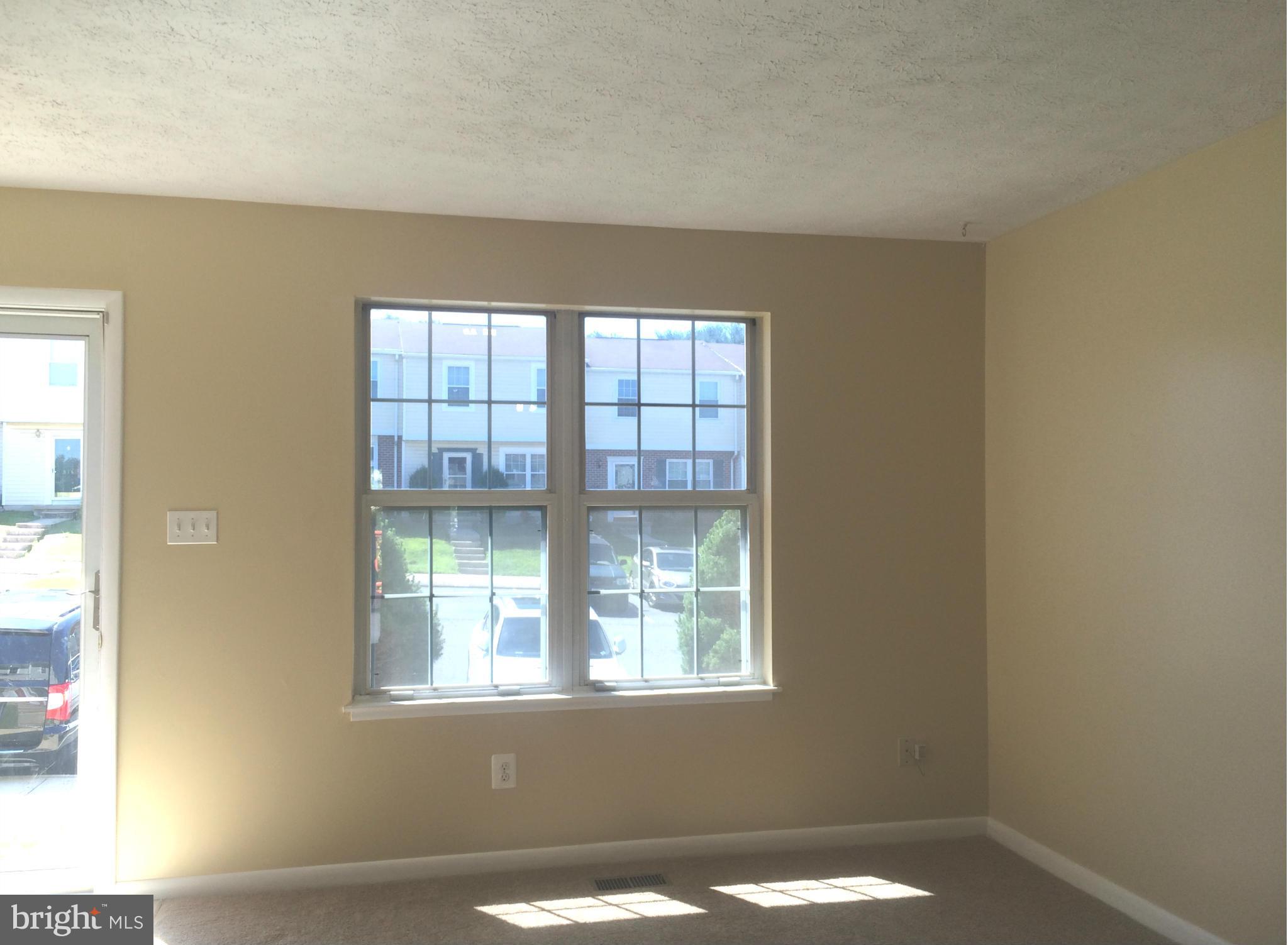 WOODBRIDGE CENTER - Residential