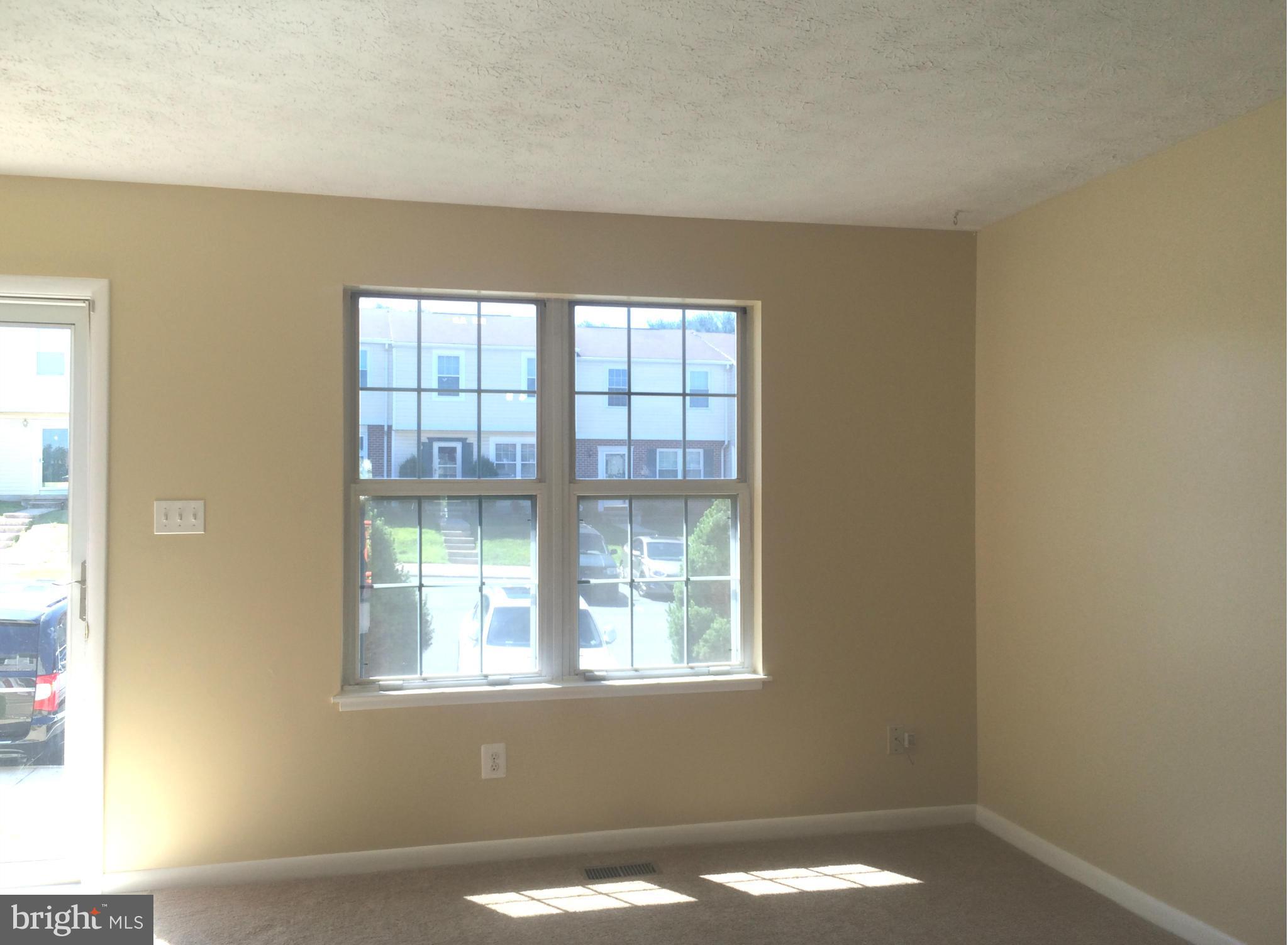 WOODBRIDGE CENTER - Residential