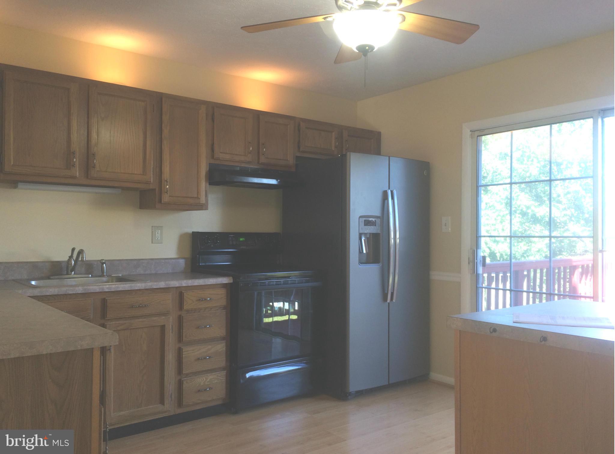 WOODBRIDGE CENTER - Residential