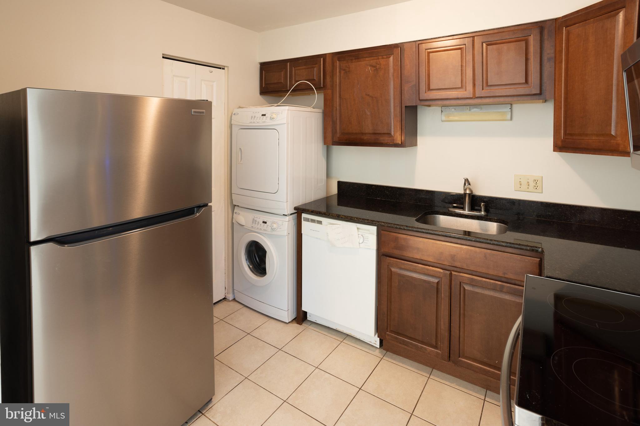 PEMBROOKE - Residential