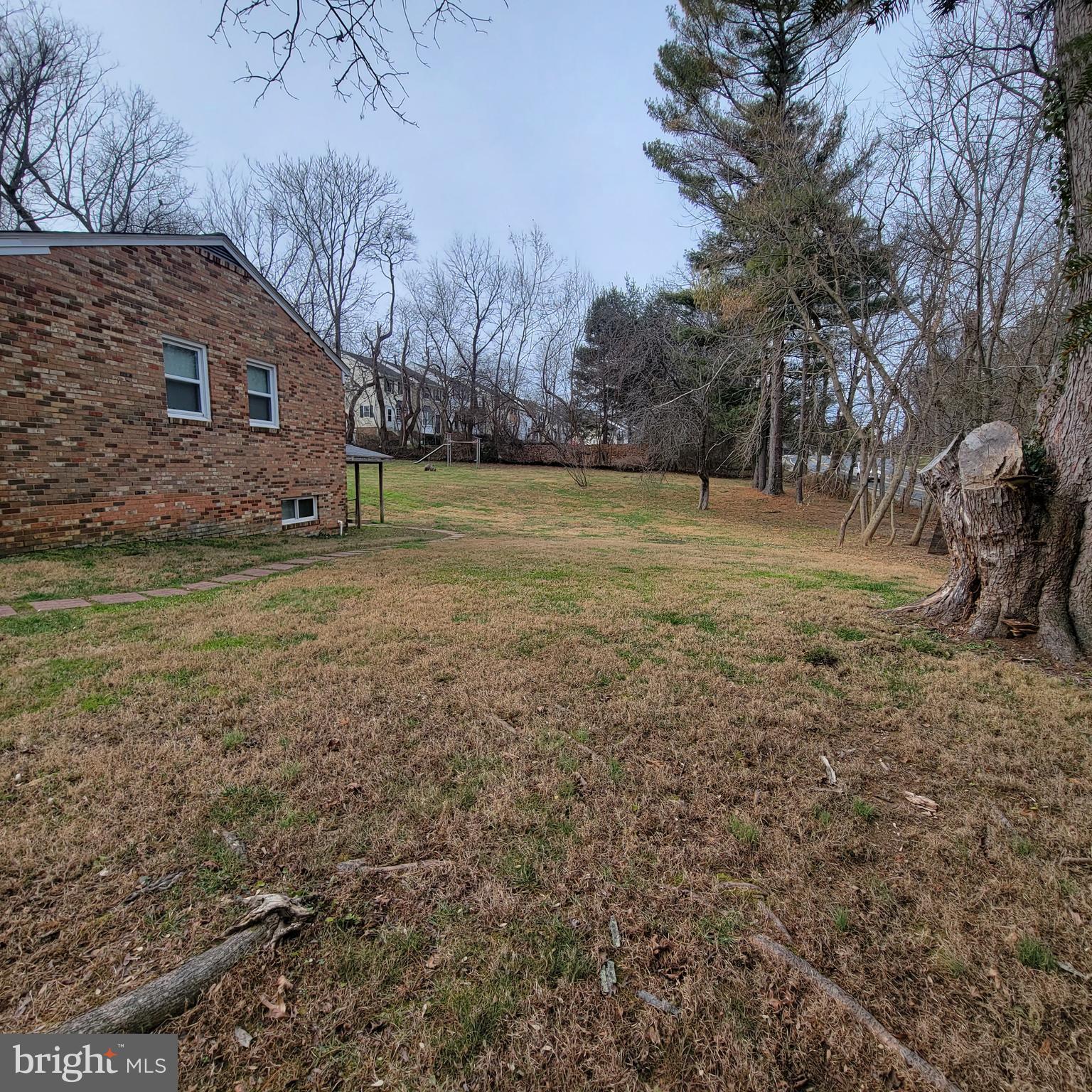 PLEASANT FIELDS - Residential Lease