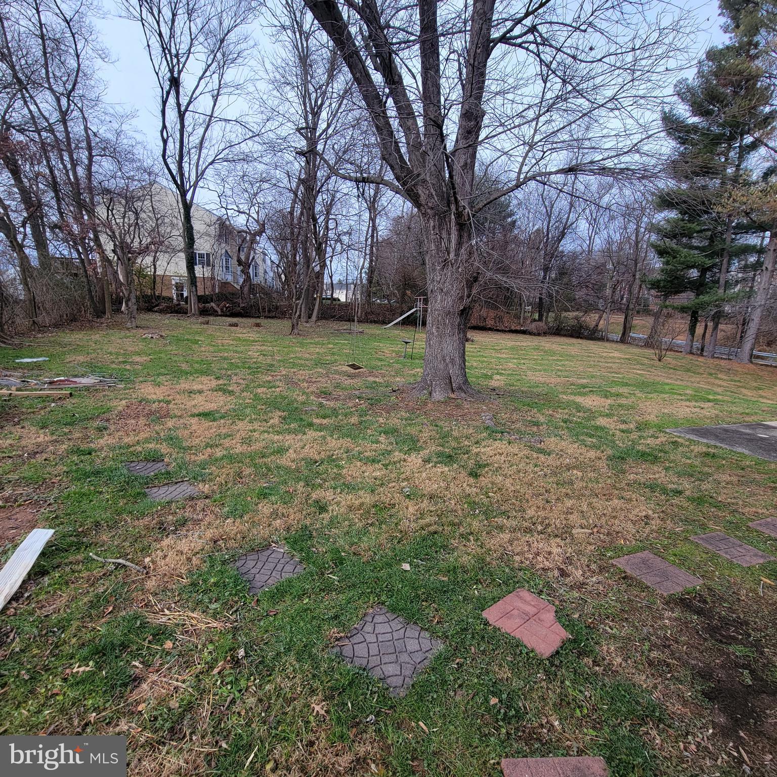 PLEASANT FIELDS - Residential Lease